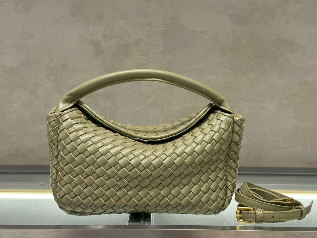 1XA83BDE Stylish leather bag