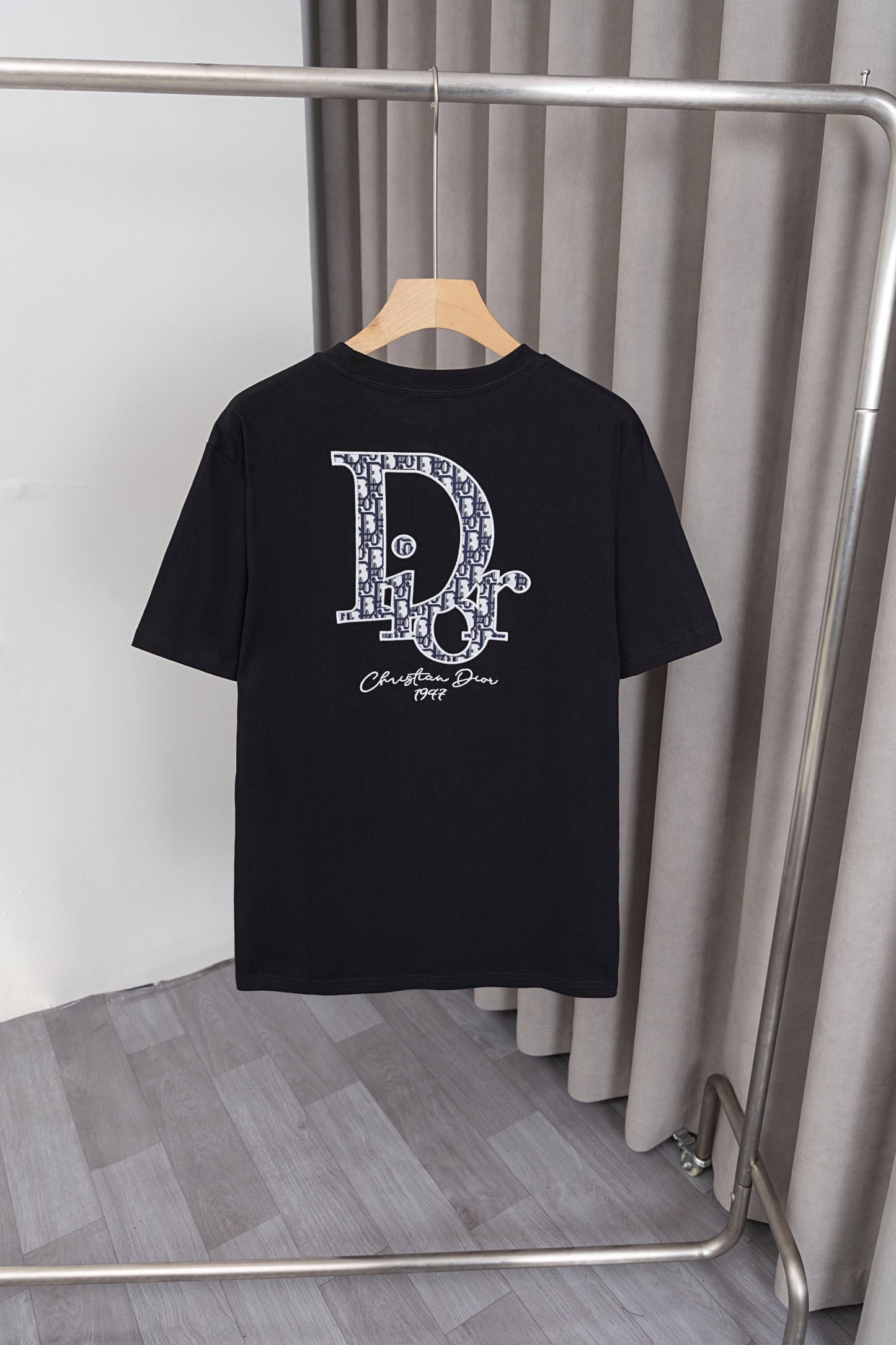 125WK15UDE Stylish T-shirts