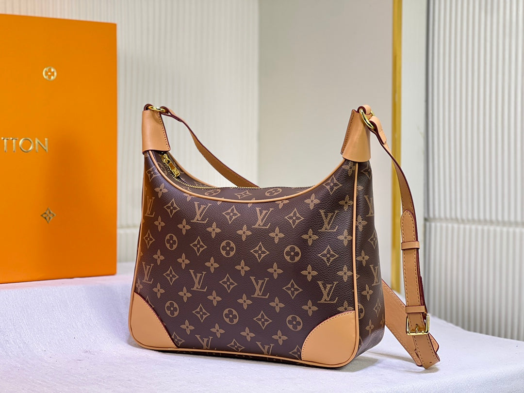 2WE5BDE Stylish leather bag