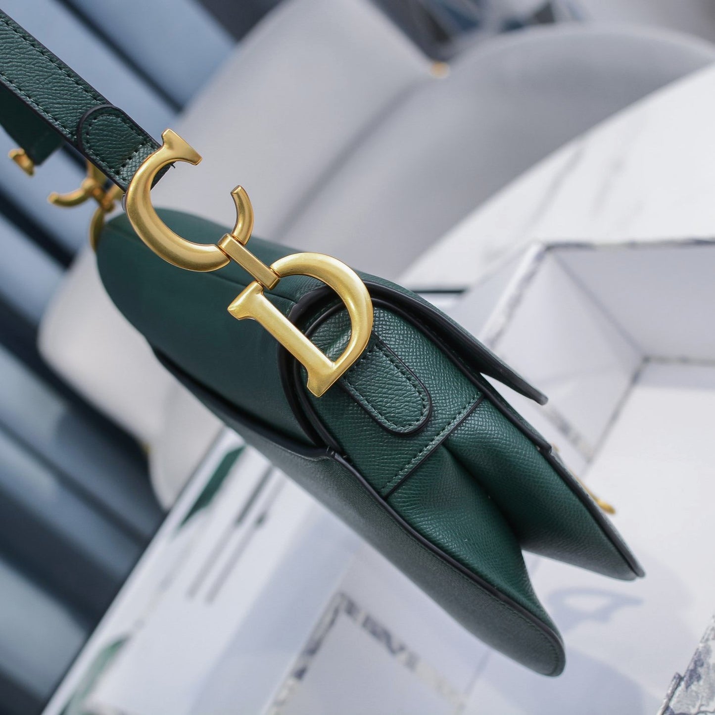 5E15BDE Stylish leather bag 