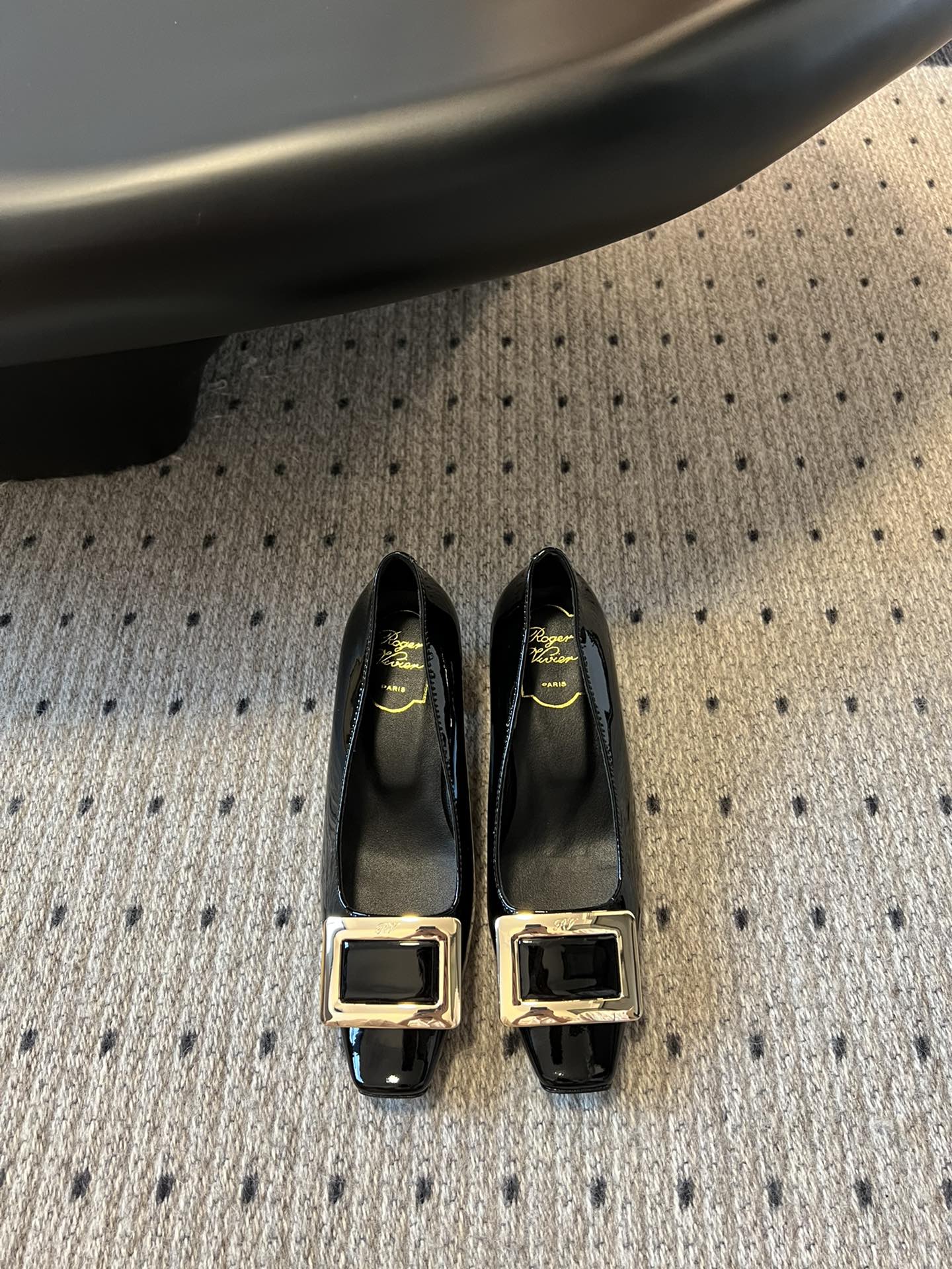 1ZA250ZDE Stylish High heels