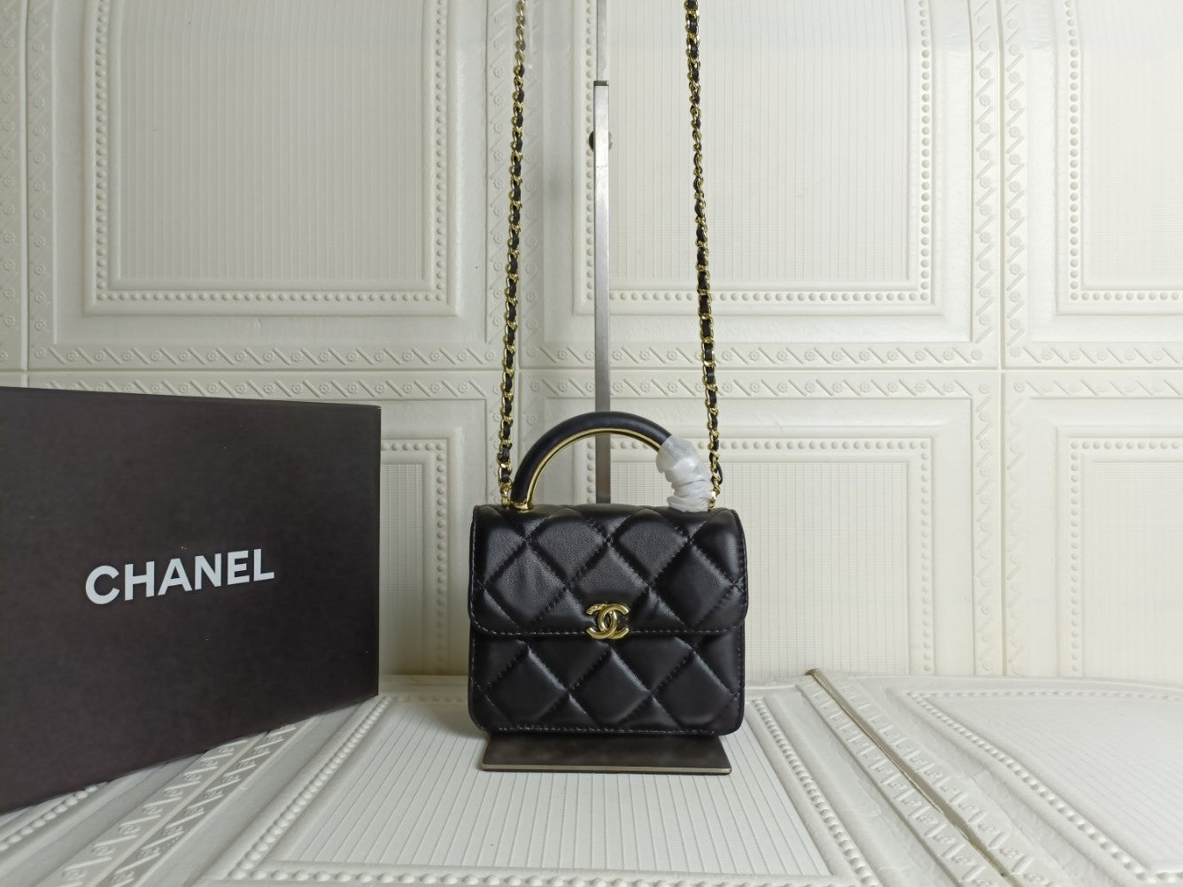 1XC60BDE Stylish leather bag 