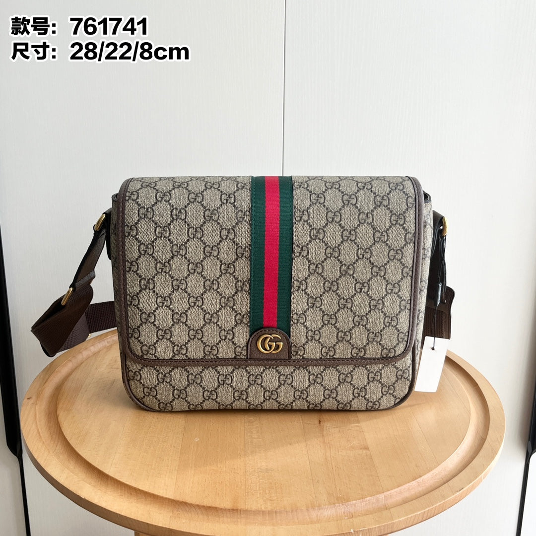 155NB50BDE Stylish leather bag