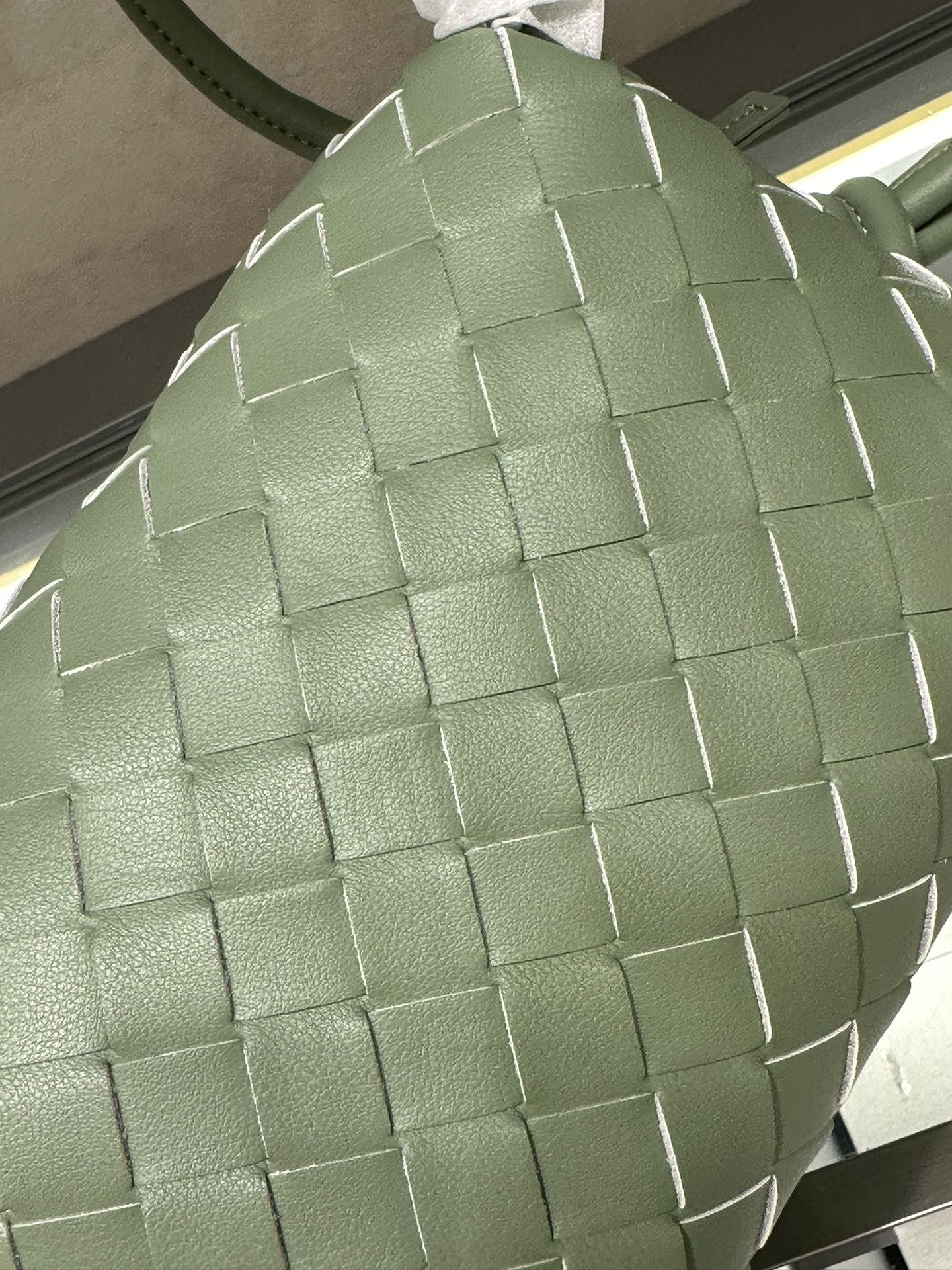 1XA84BDE Stylish leather bag