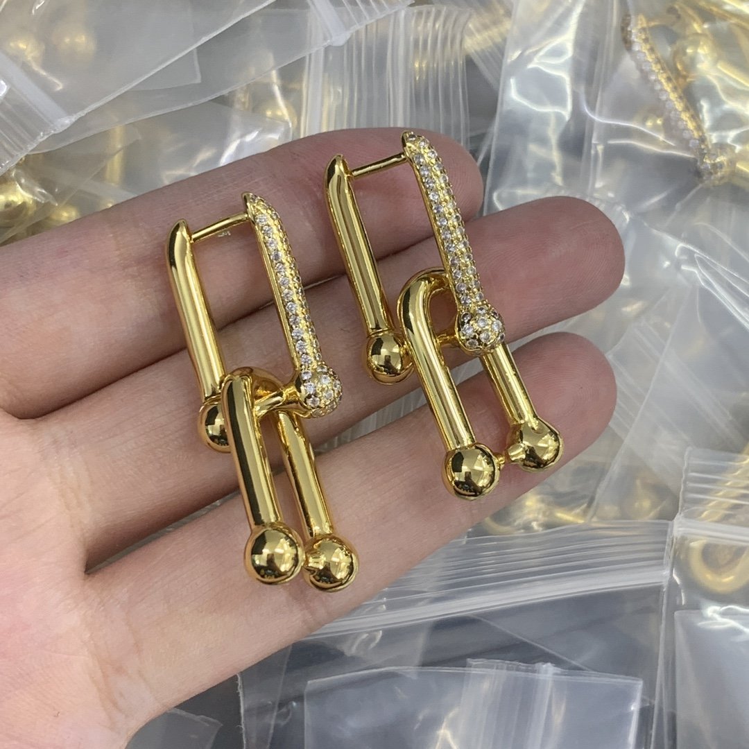 8XT31XDE Stylish  Earring Bracelets Necklaces