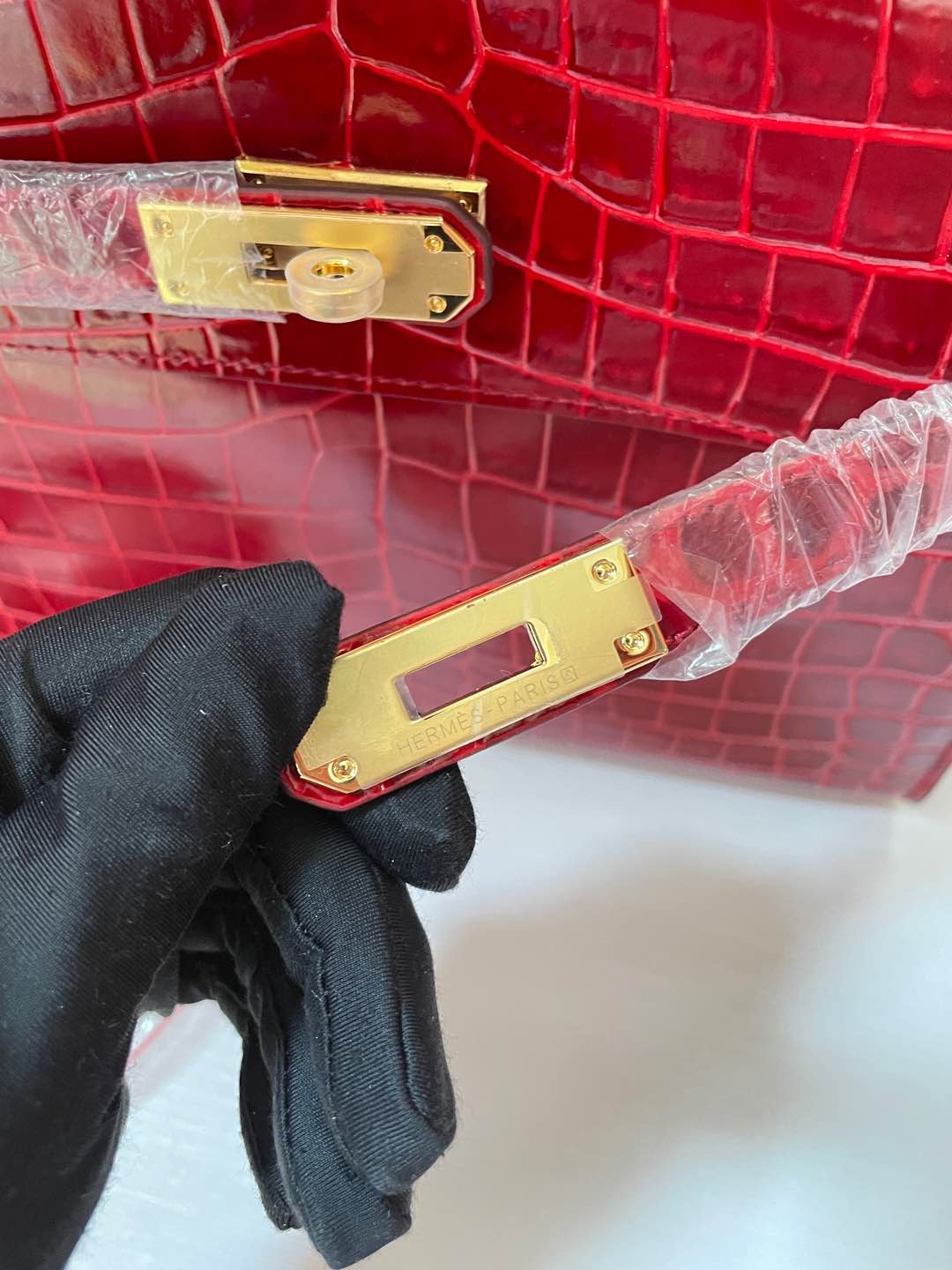 2WH28BDE Stylish leather bag