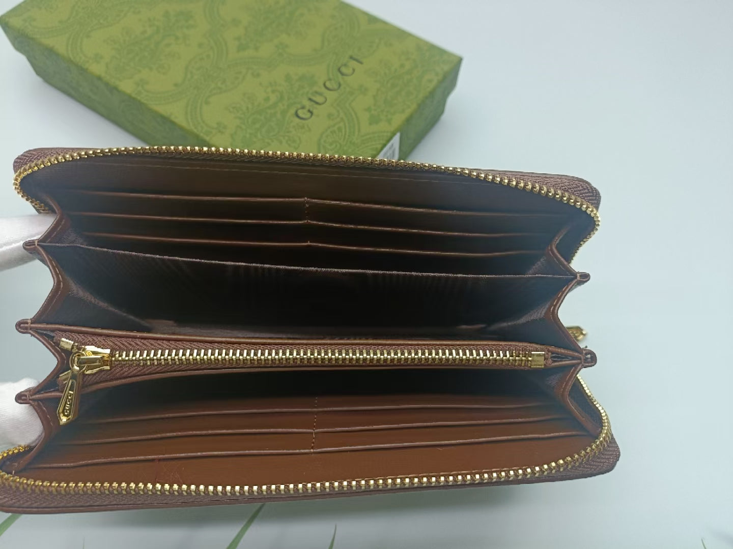 1XB78BDE Stylish leather wallets
