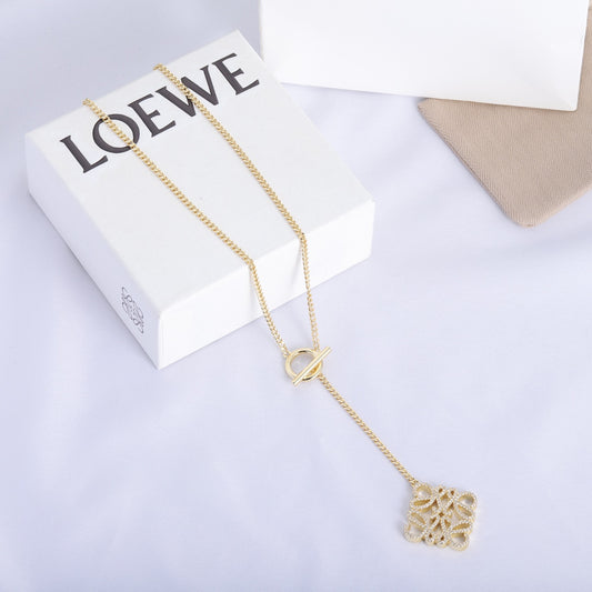 175RA37XDE Stylish  Necklaces