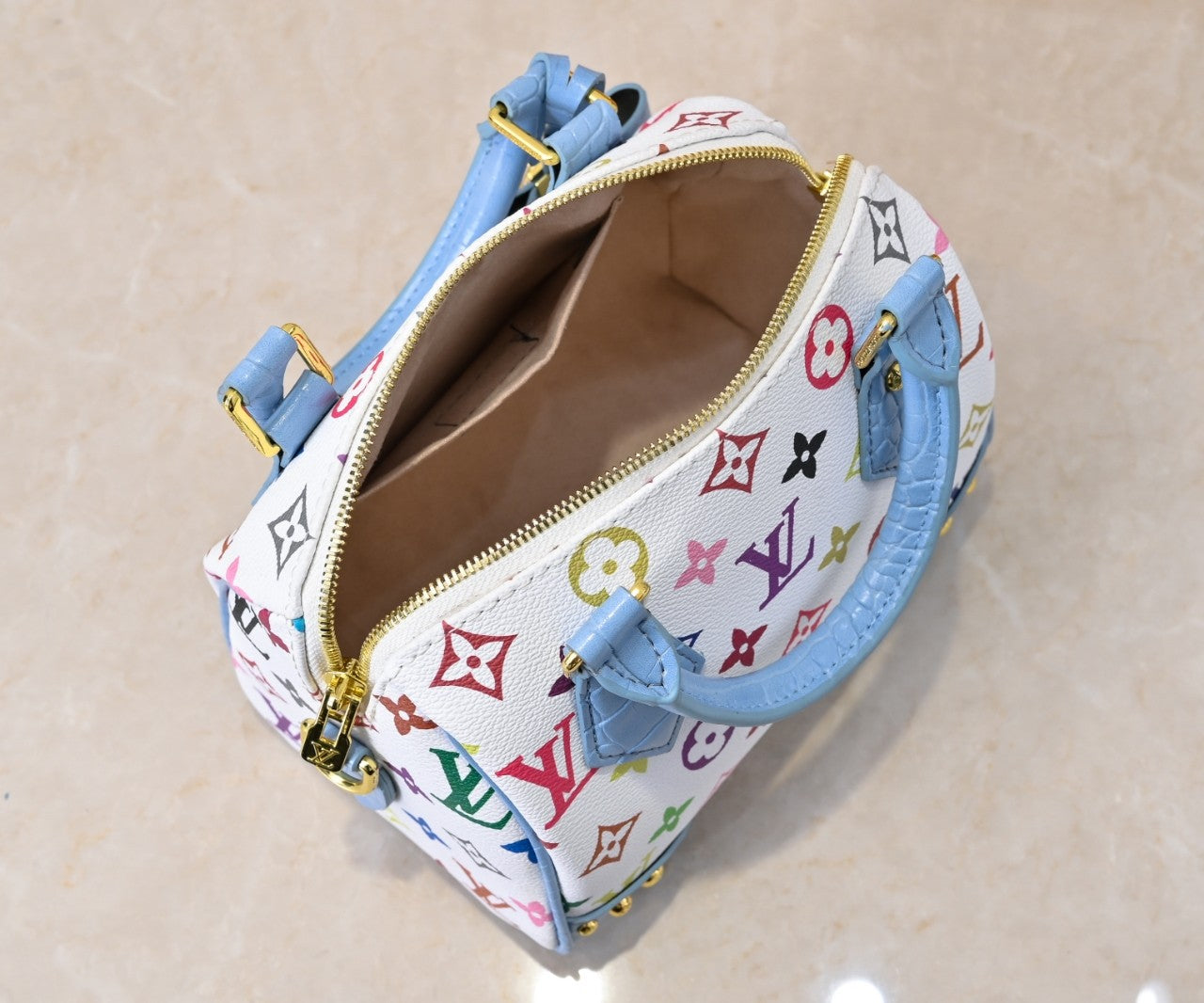 155NE74BDE Stylish leather bag