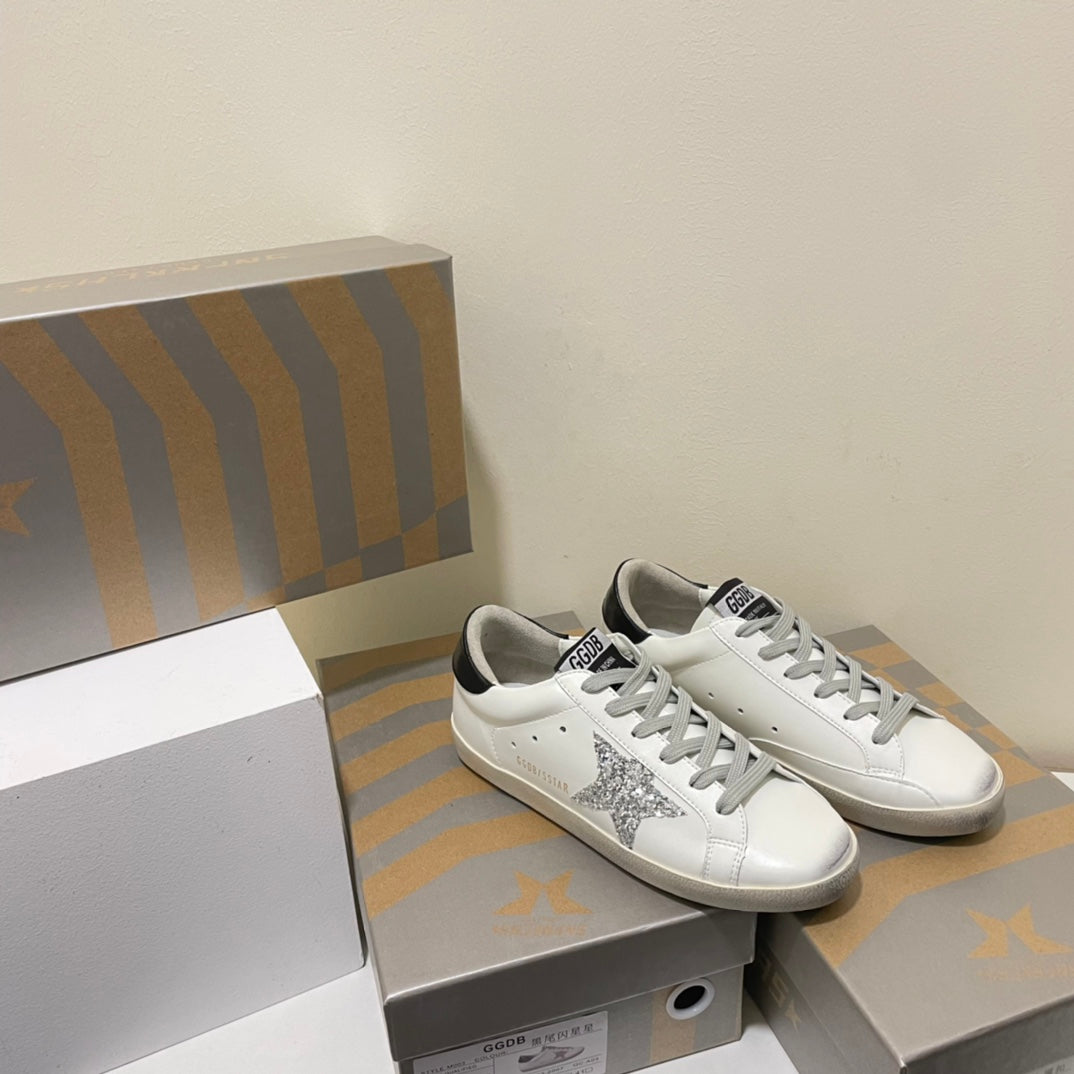 14GE114ZDE Stylish shoes