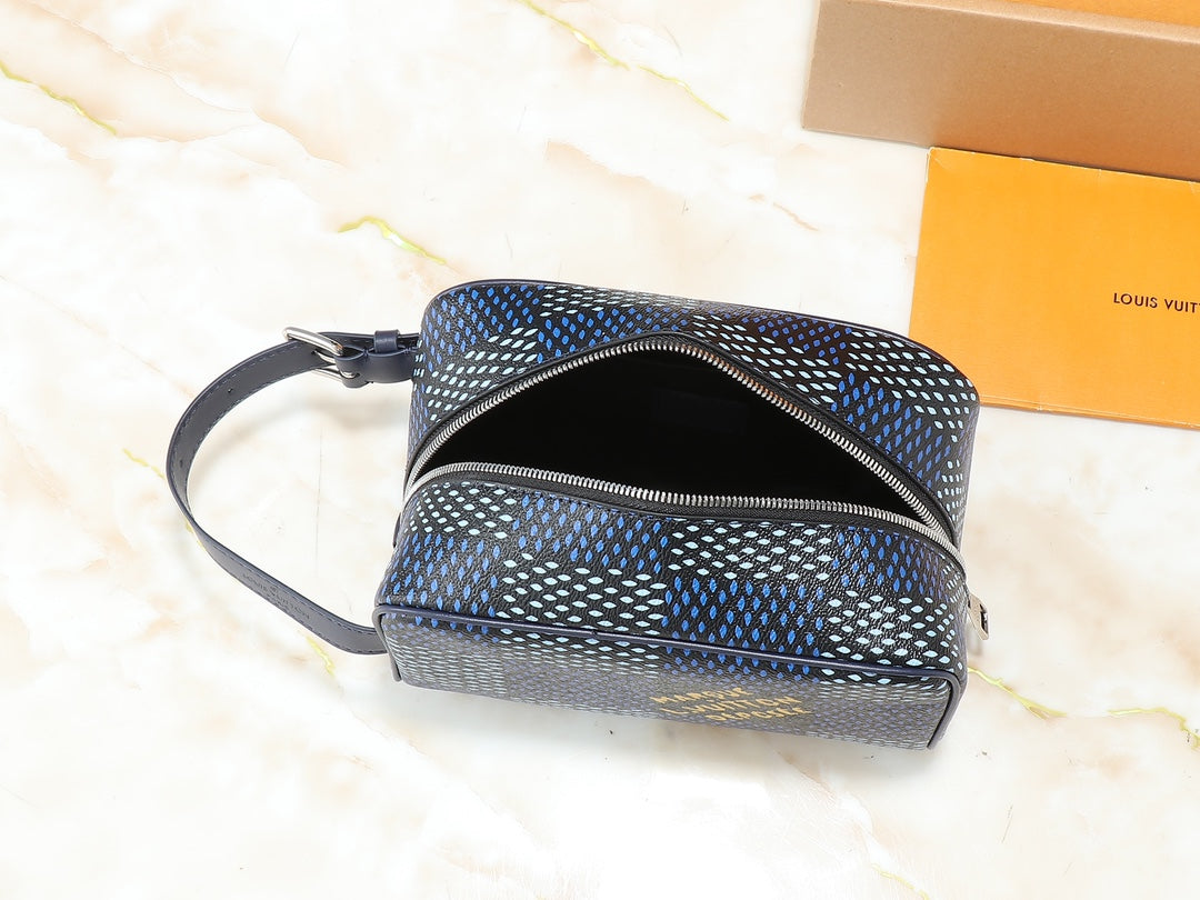 15RE69BDE Stylish leather bag