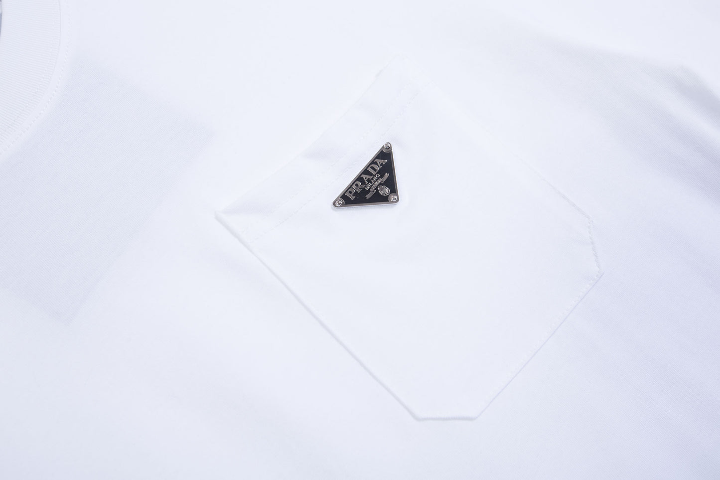 145RP198UDE Stylish T-shirt