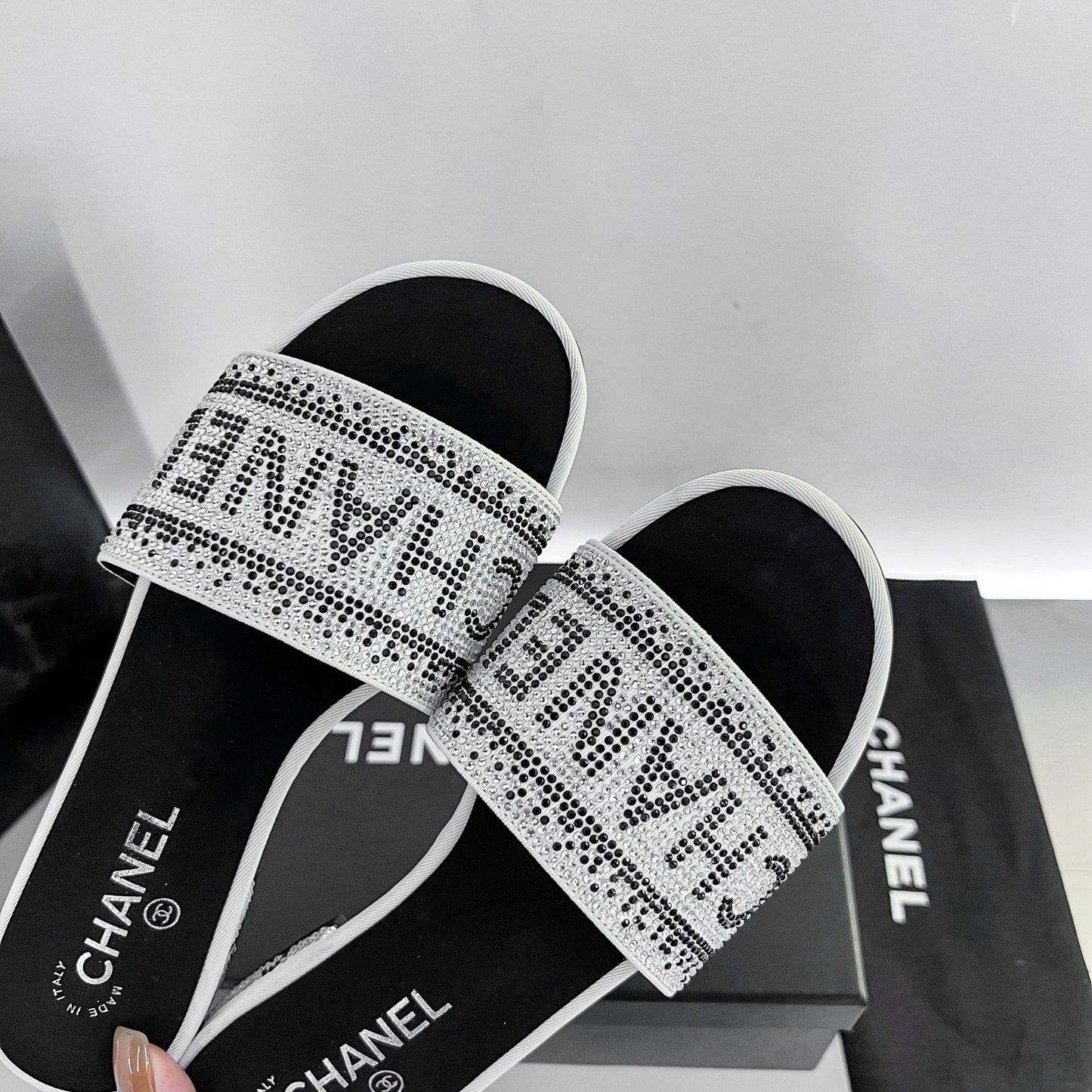 14C57ZDE Stylish sandals