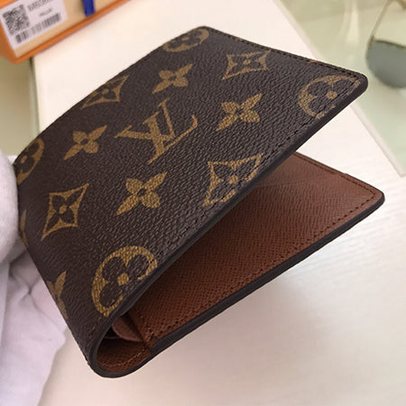 3E15BDE Stylish leather wallets
