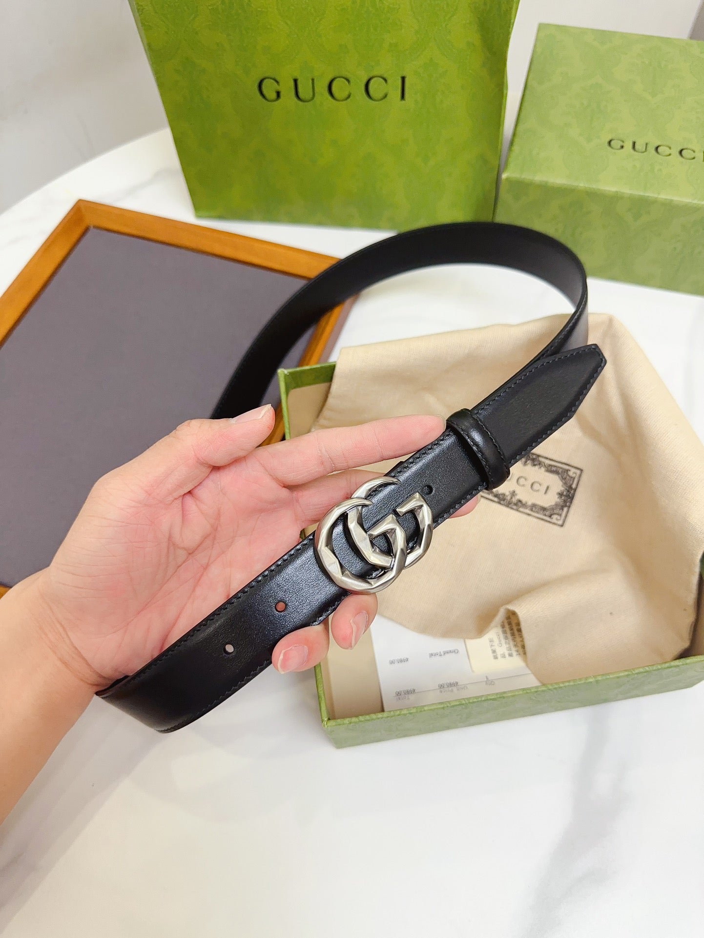 255RB13PDE Stylish  High quality belt With full package