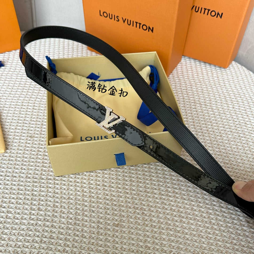 14E132PDE Stylish  High quality belt With full package
