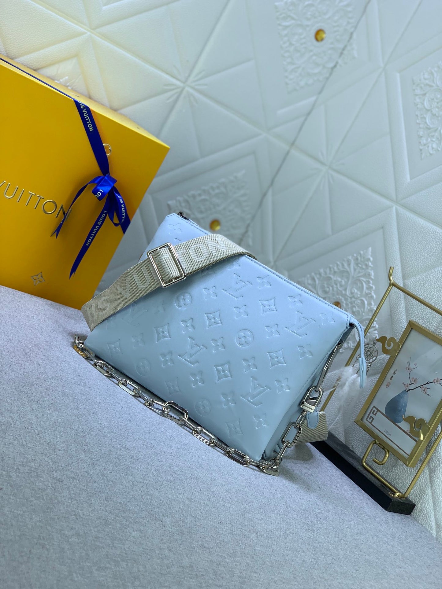 2XE40BDE Stylish leather bag 