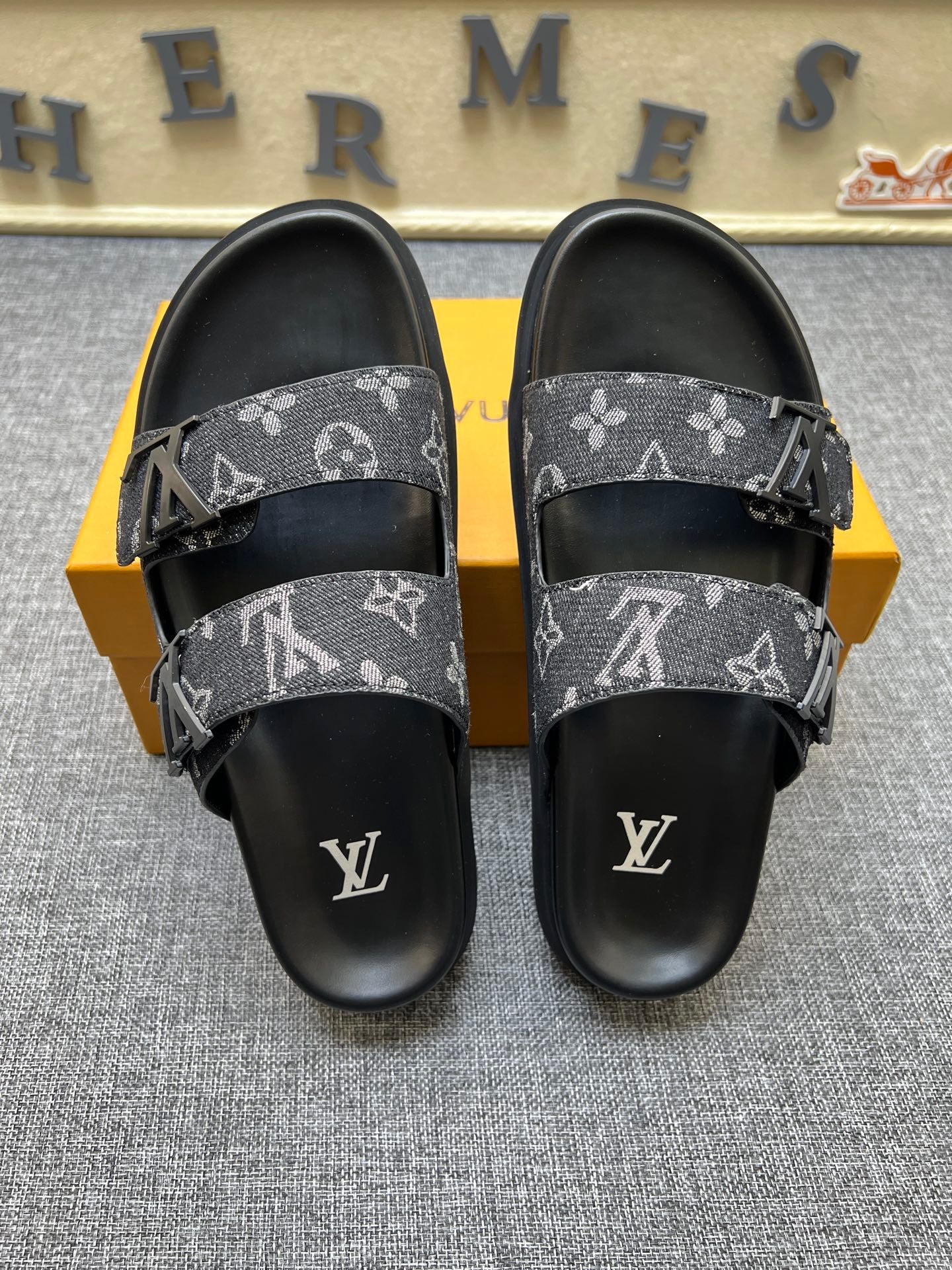 535RE2ZDE Stylish Slippers shoes