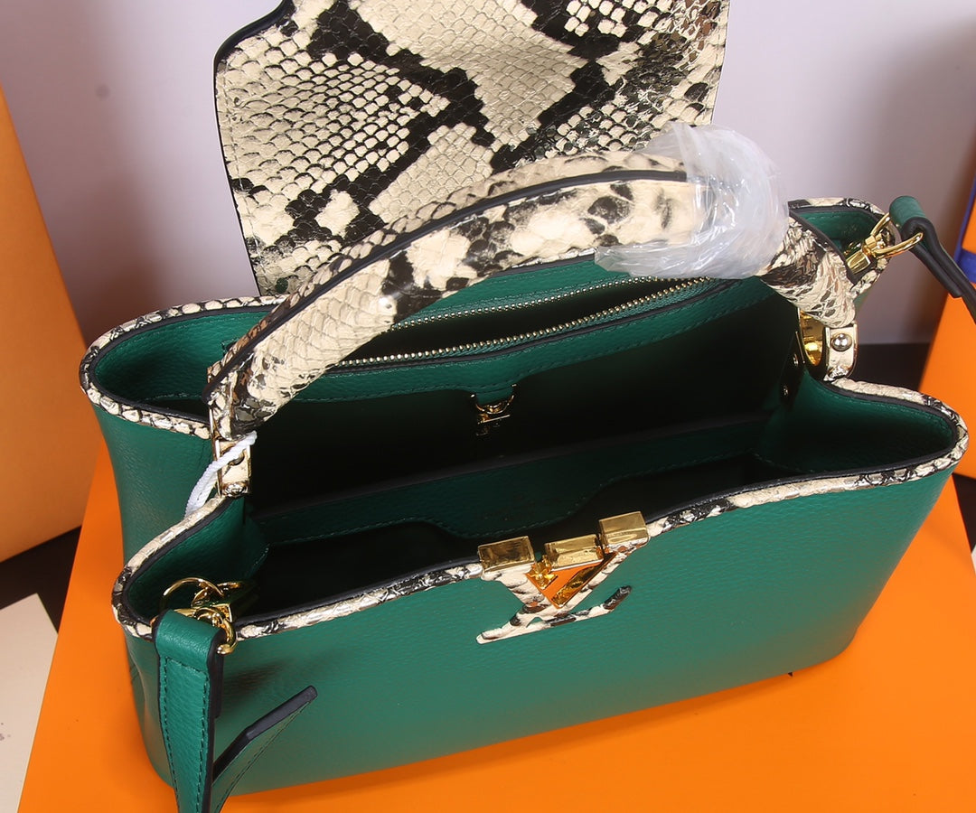 1XE443BDE Stylish leather bag