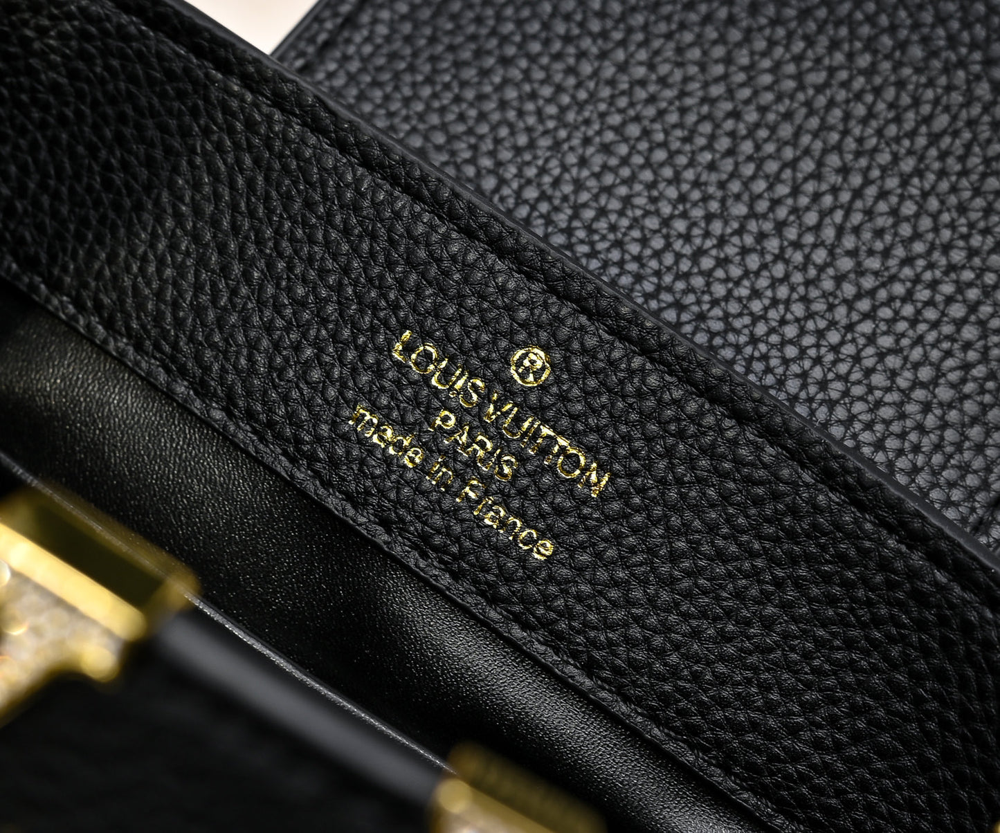 1WE88BDE Stylish leather bag