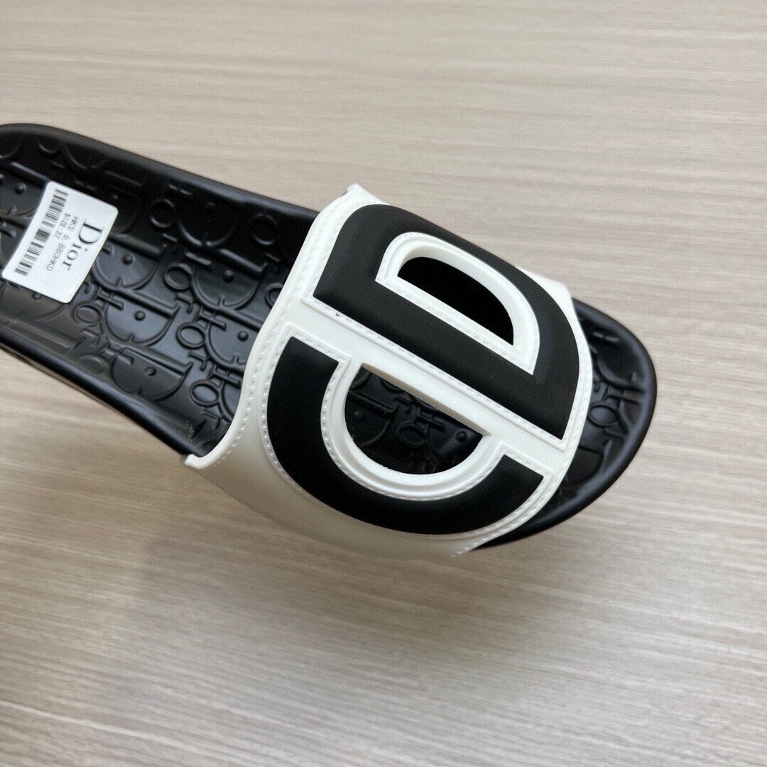 5LD213ZDE Stylish Slippers