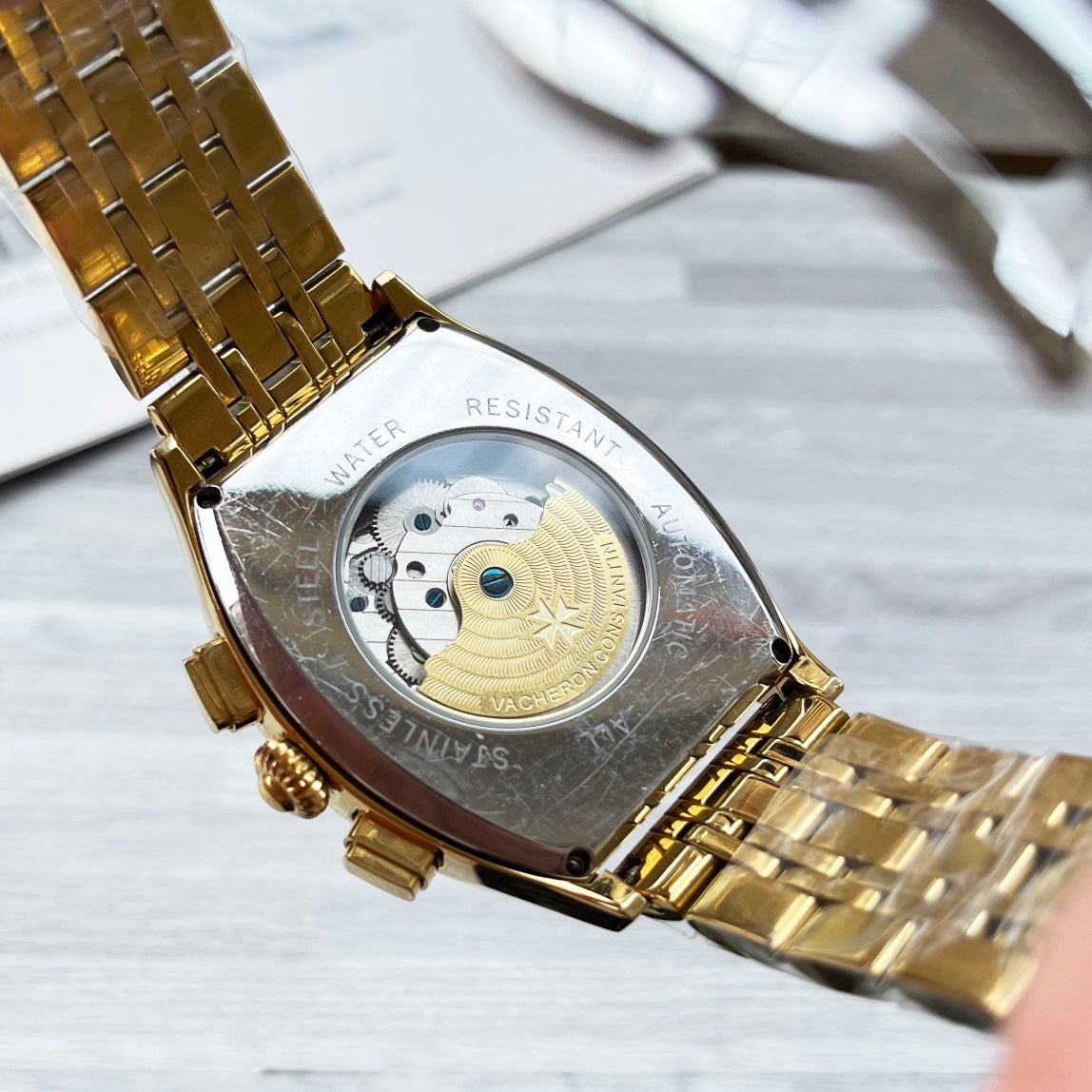 255RA19LDE Stylish Watches