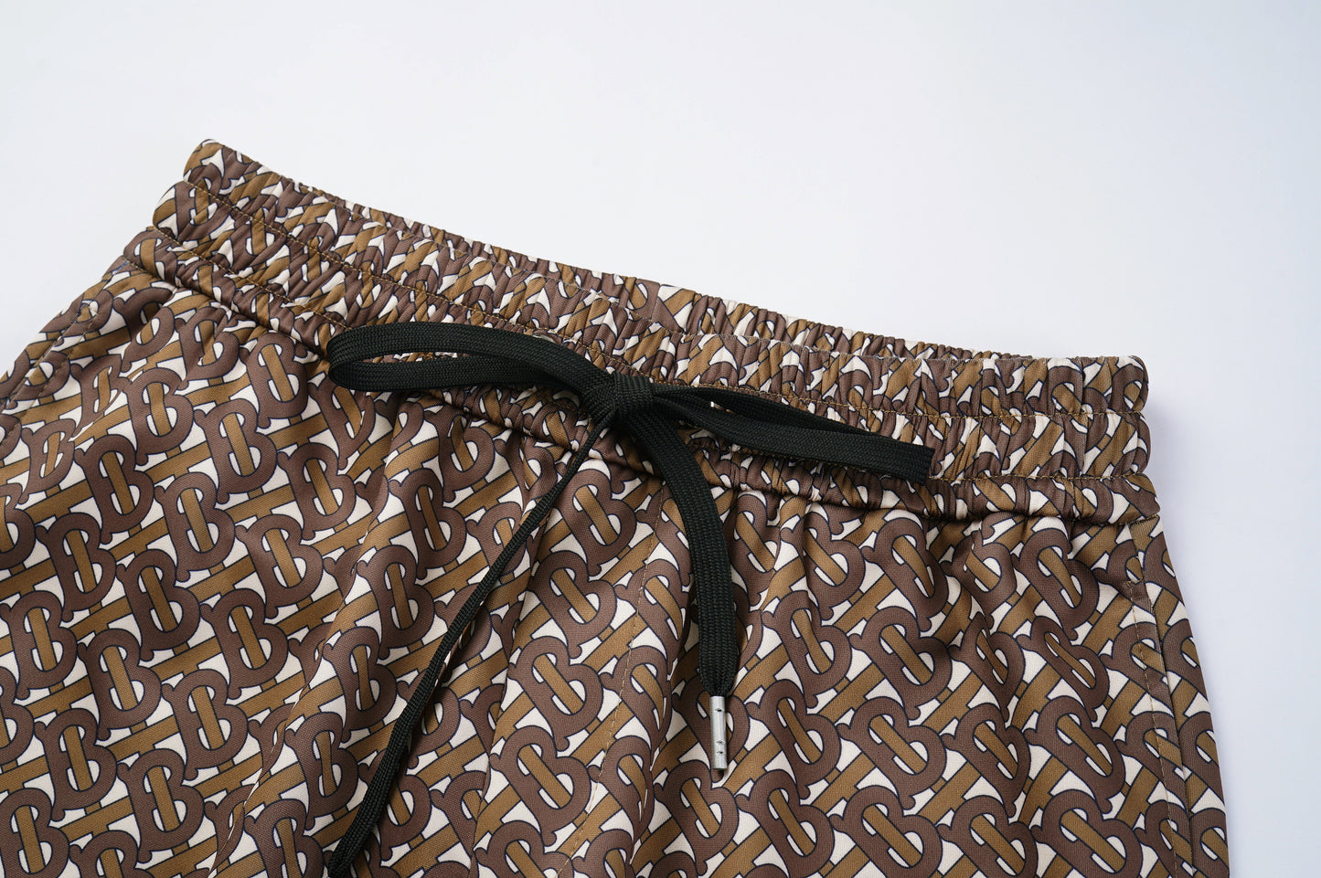 145RR52UDE Stylish shorts