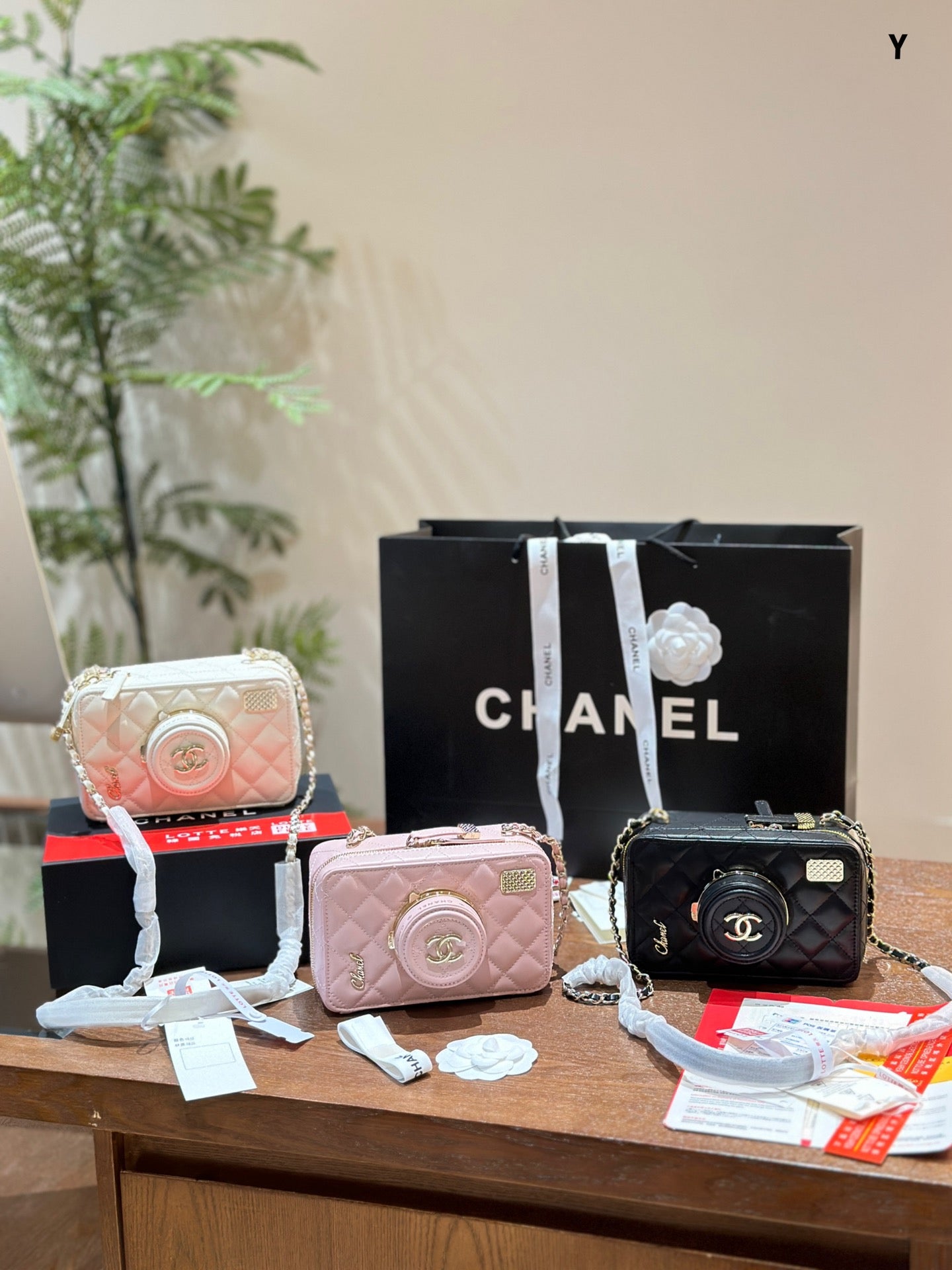 6XC420BDE Stylish Camera Bag