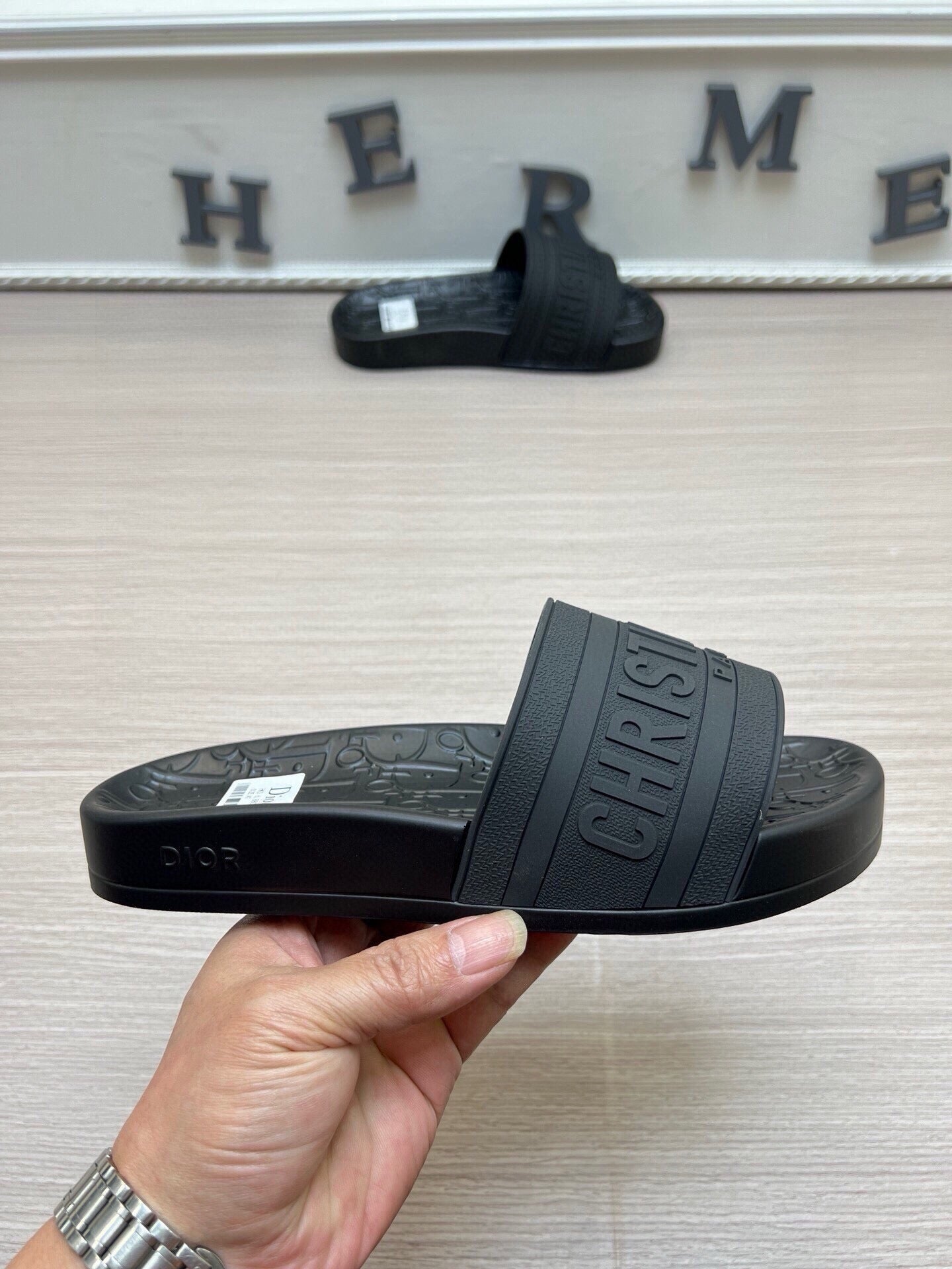 5LD212ZDE Stylish Slippers