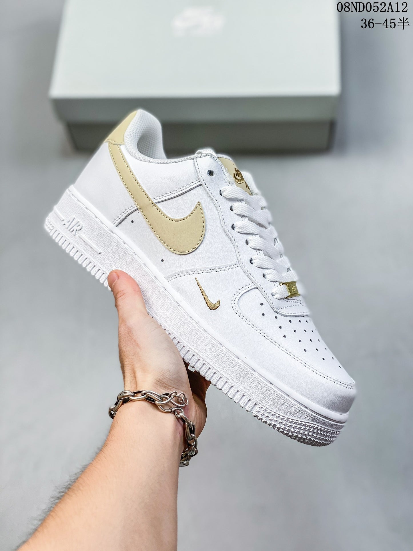 4YN34ZDE Stylish Sneakers (No Box, August-October Big Sale)