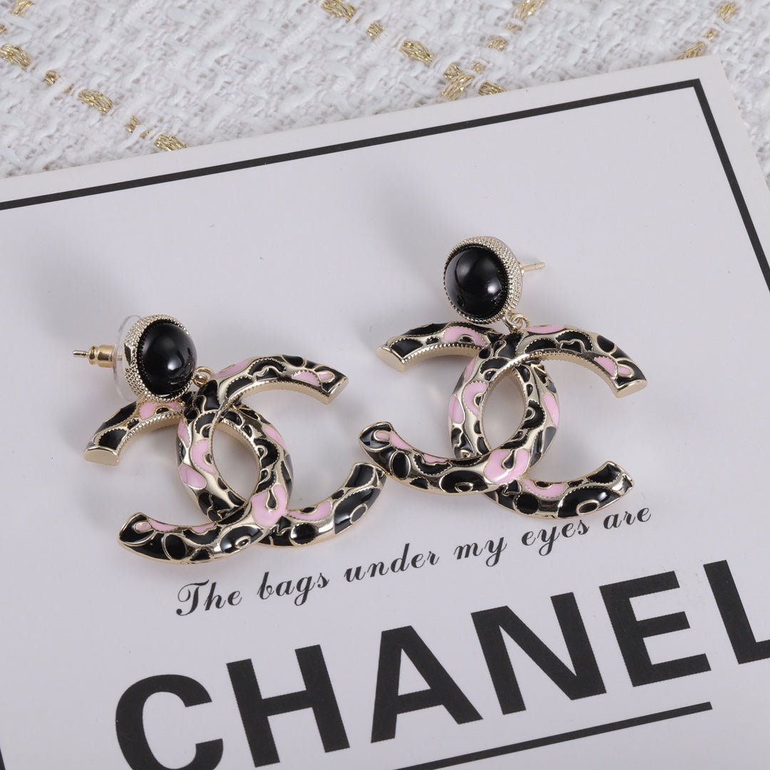 14C456EDE Stylish Earrings