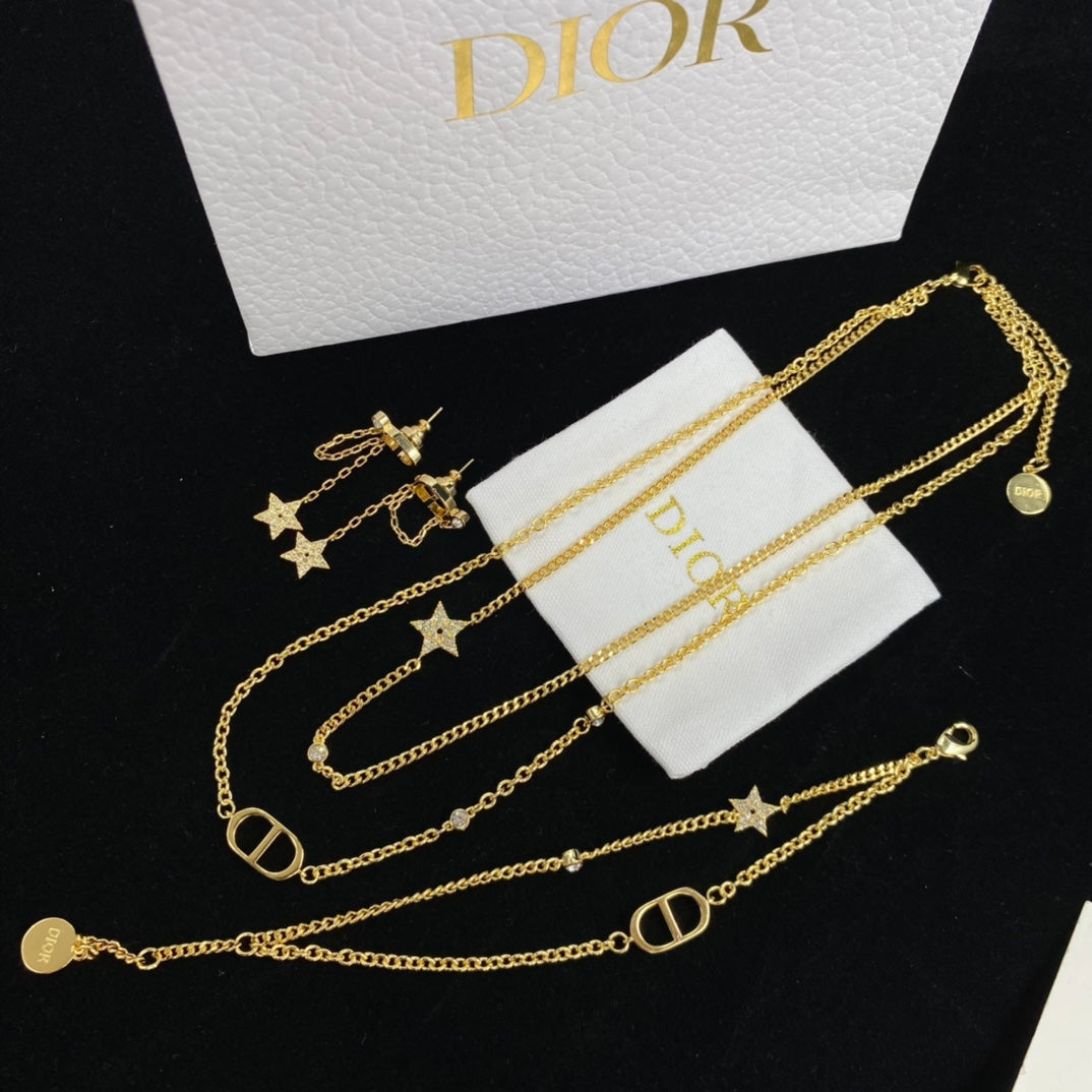 1YD217XDE Stylish Earring Bracelets Necklaces