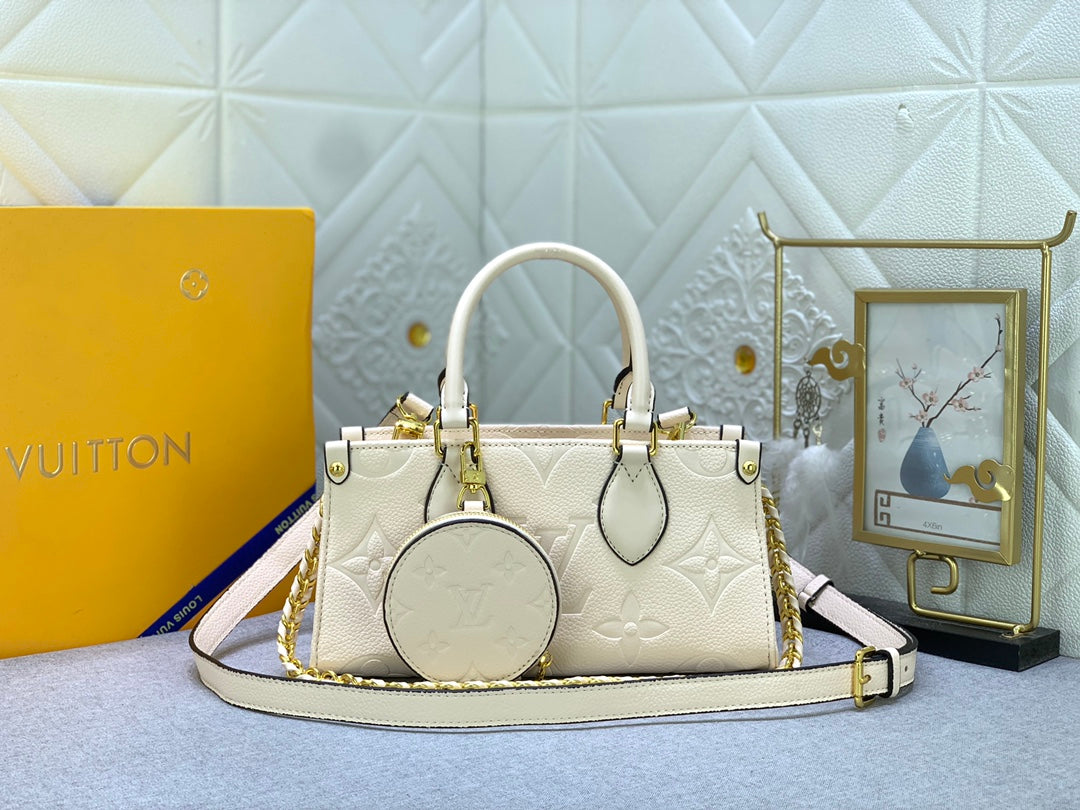 2XE320BDE Stylish leather bag 