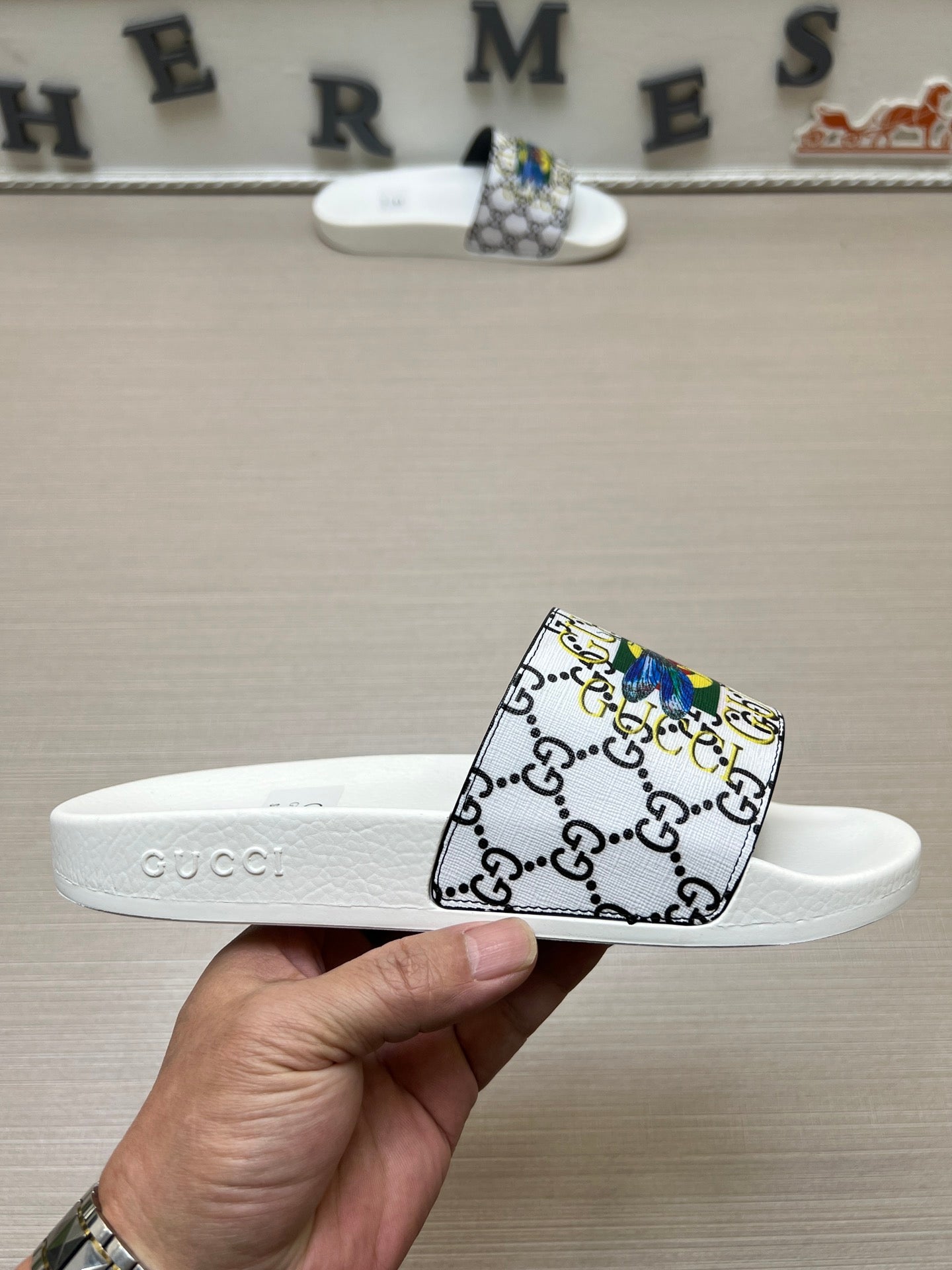 5LB233ZDE Stylish Slippers