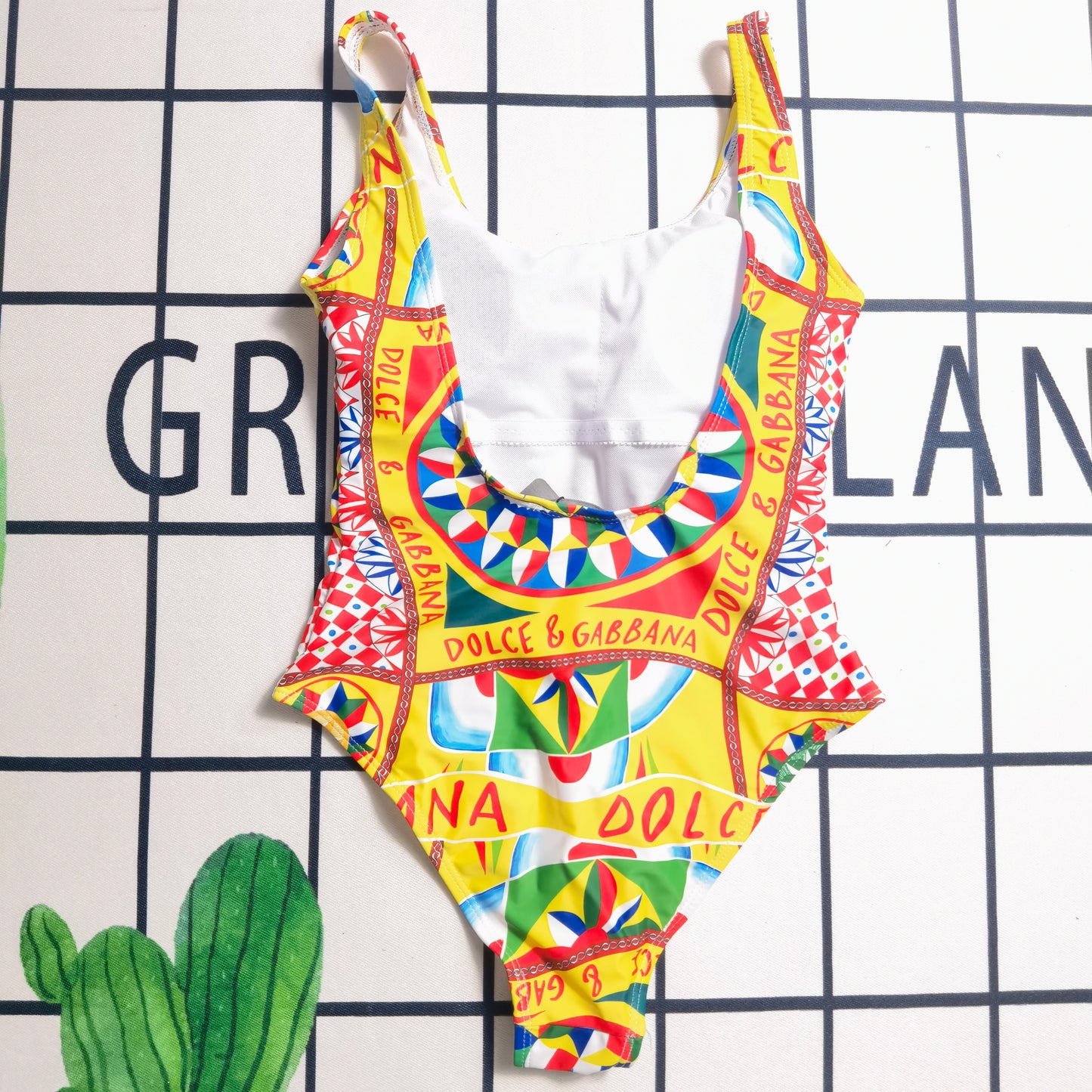 14A94YDE Stylish Bikini swimsuit