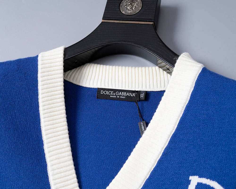 185ZA125UDE Stylish Sweaters
