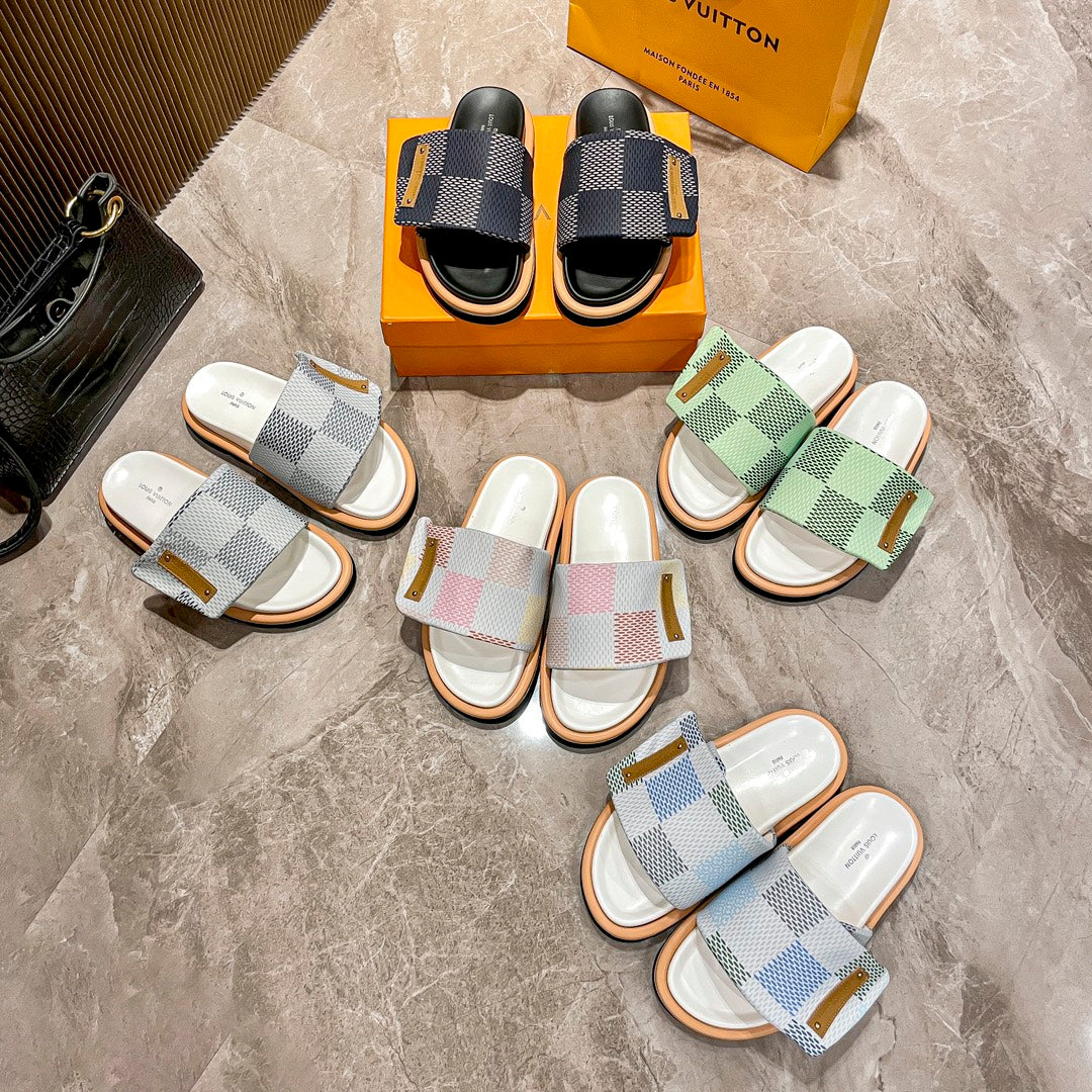 14E211ZDE Stylish Slippers