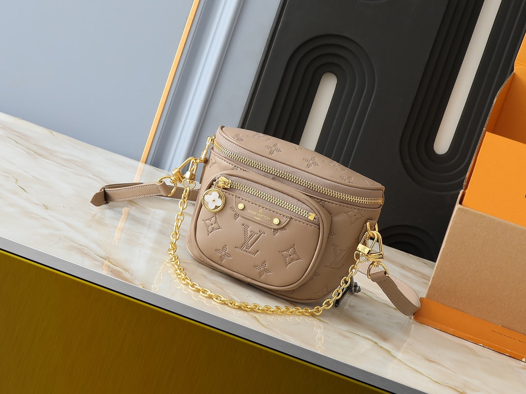 155NE59BDE Stylish leather bag