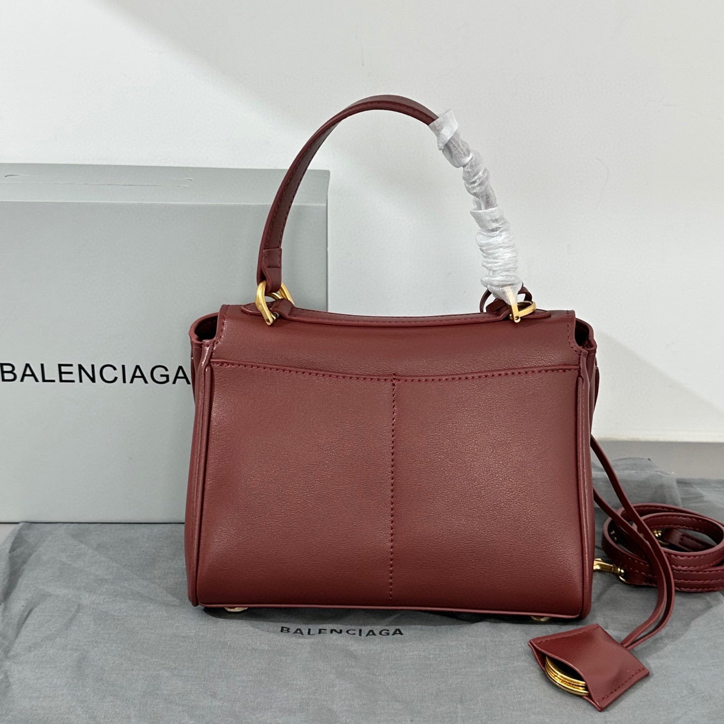 15XJ3BDE Stylish leather bag
