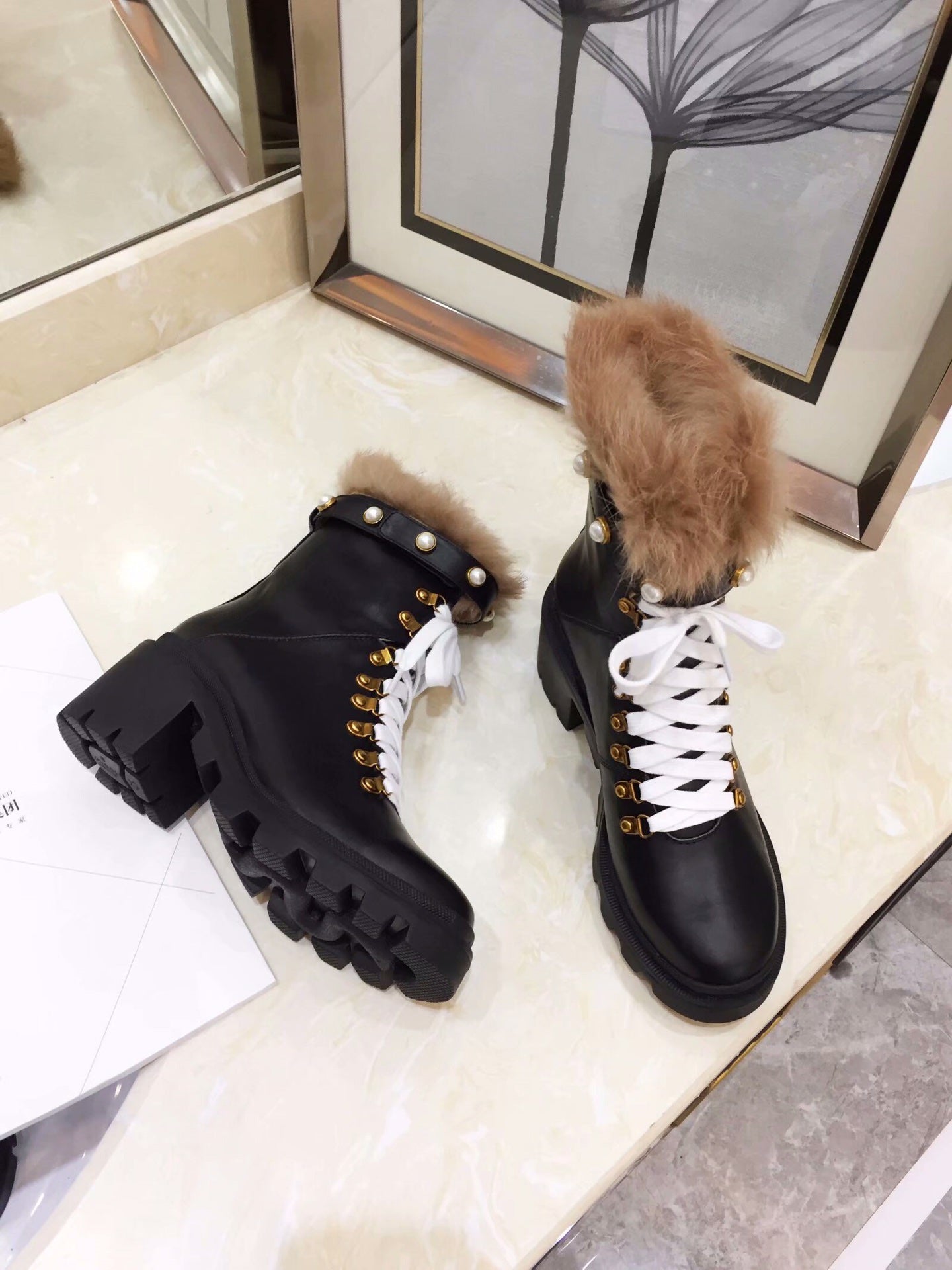 2XB203ZDE Stylish leather boot (top layer leather lining)