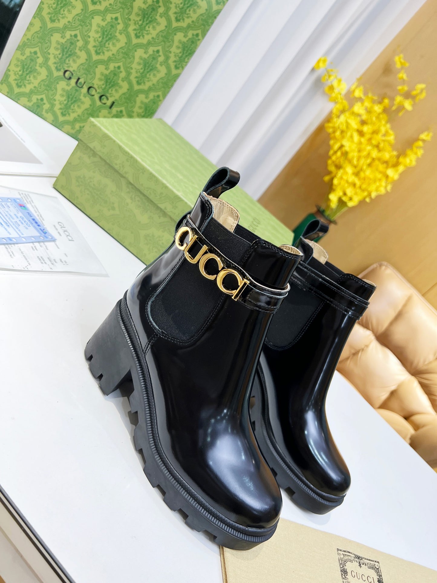 2XB196ZDE Stylish leather boot (top layer leather lining)