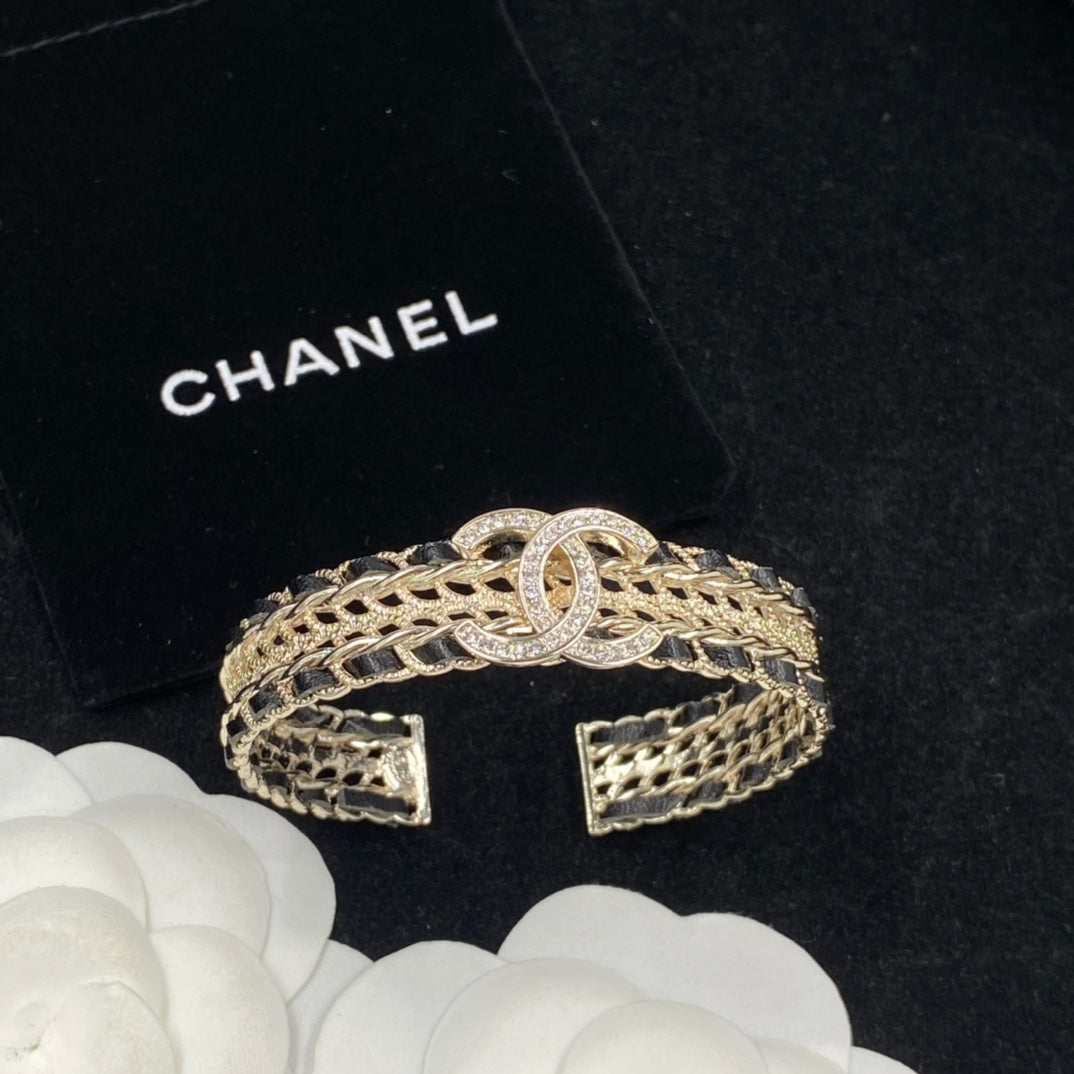 1XC577KDE Stylish Bracelets