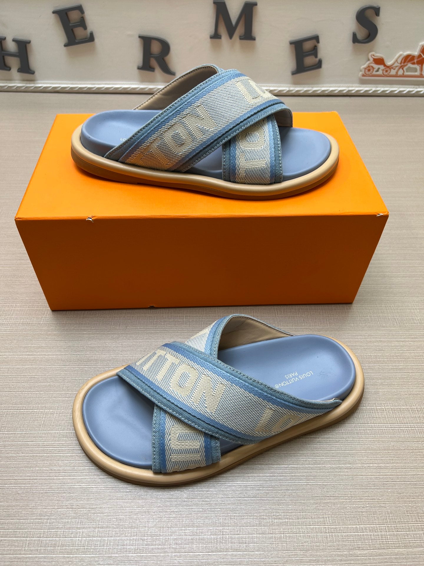 535ZE272ZDE Stylish Slippers