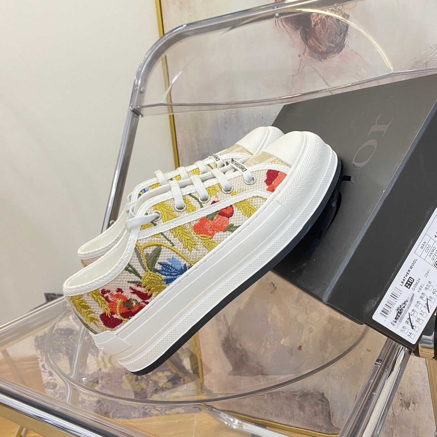 1YD20ZDE Stylish Sneakers