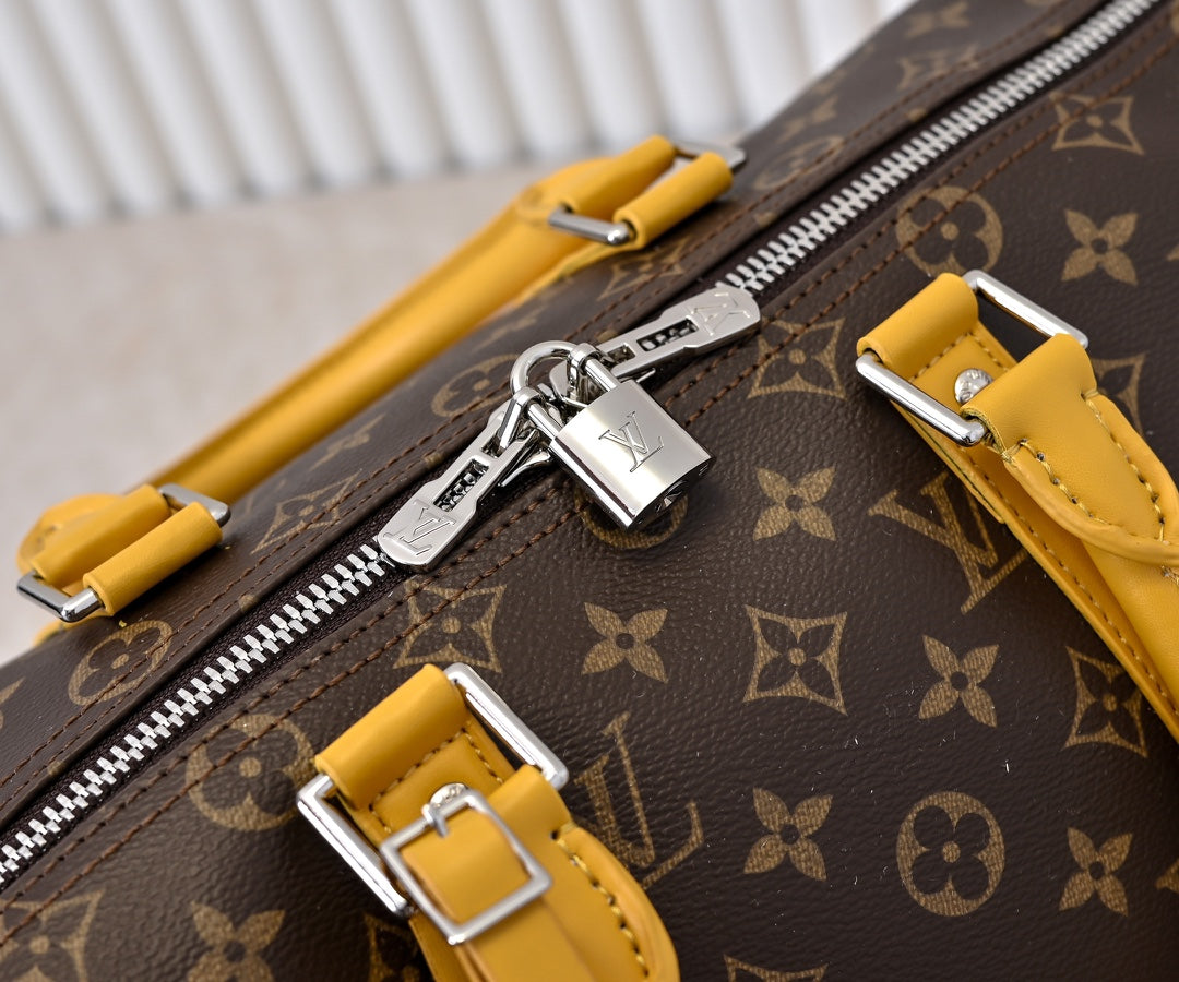 165NE88BDE Stylish leather luggage bags