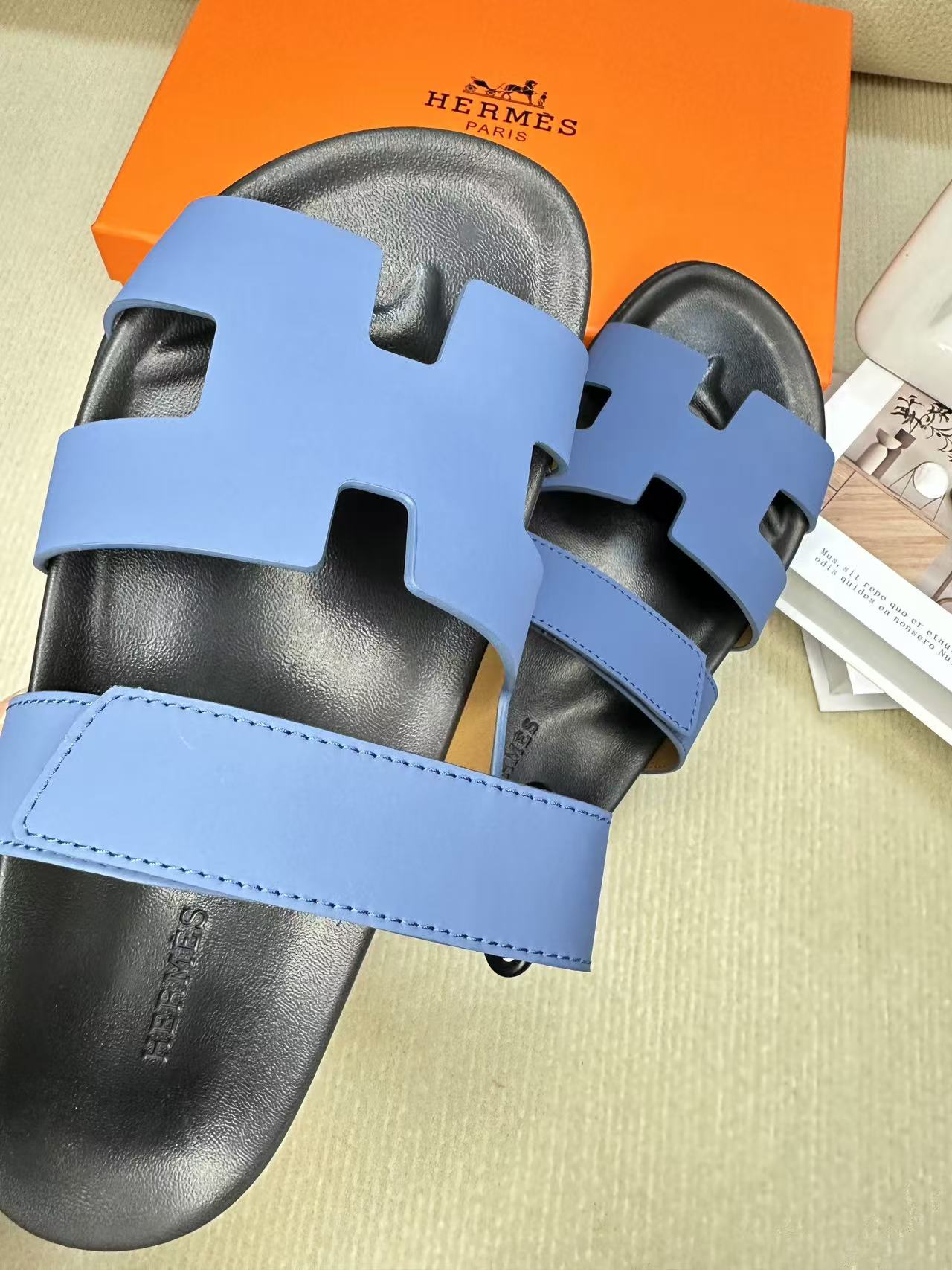 255QH26ZDE Stylish leather shoes