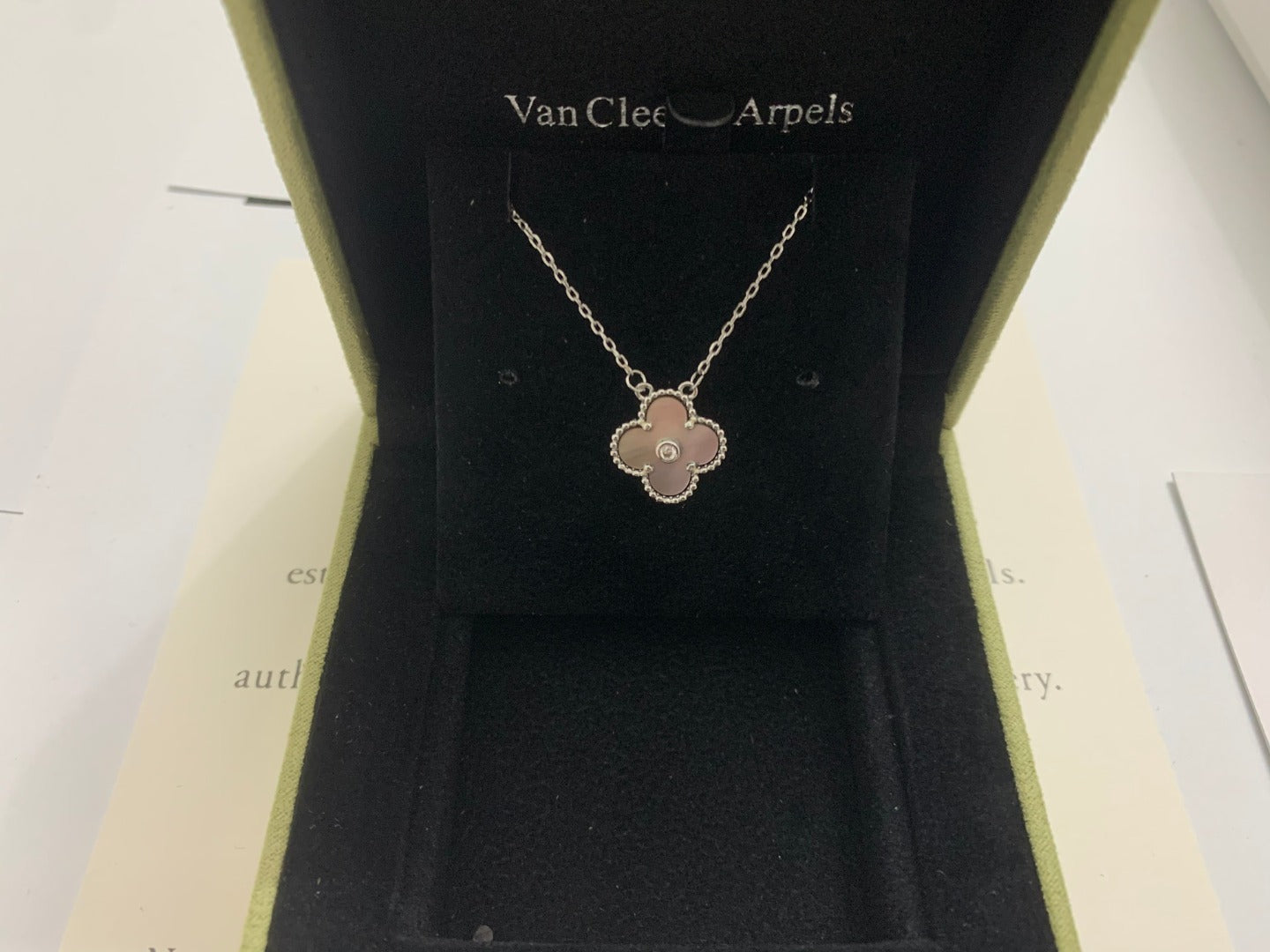 5XVA185XDE Stylish 1 flower necklace