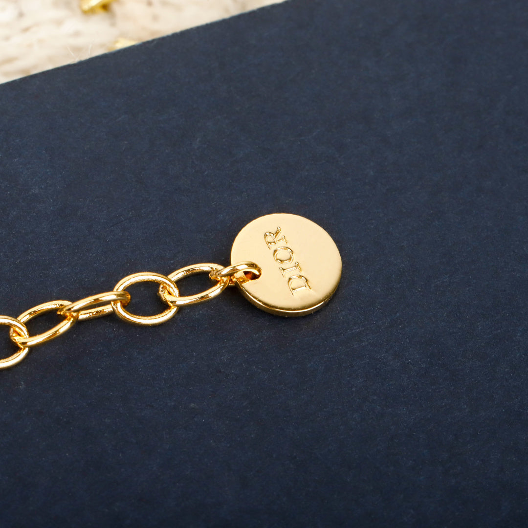 175RD10XDE Stylish Necklaces .