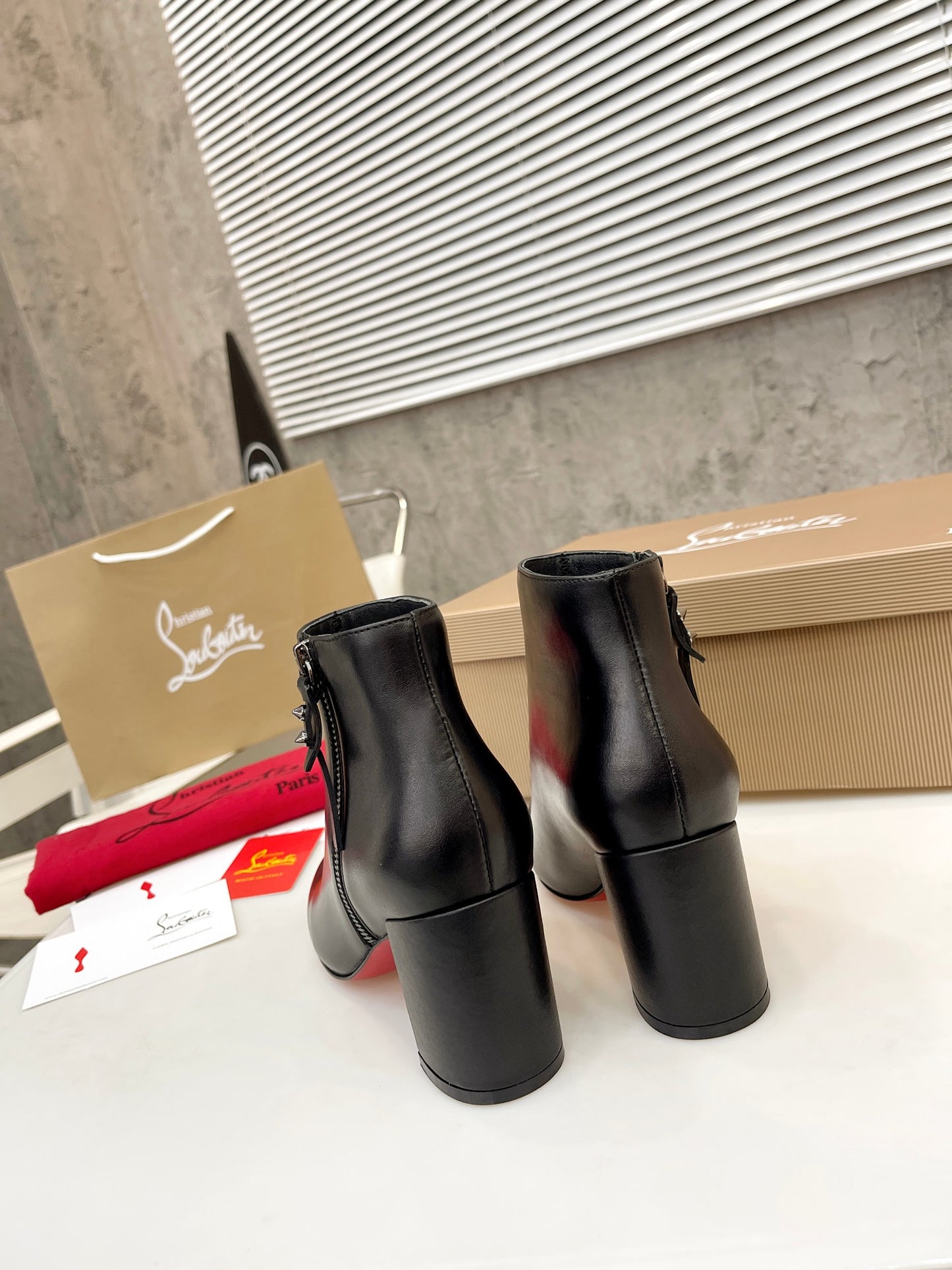 JXA33ZDE Stylish leather Boots Heel height 7cm
