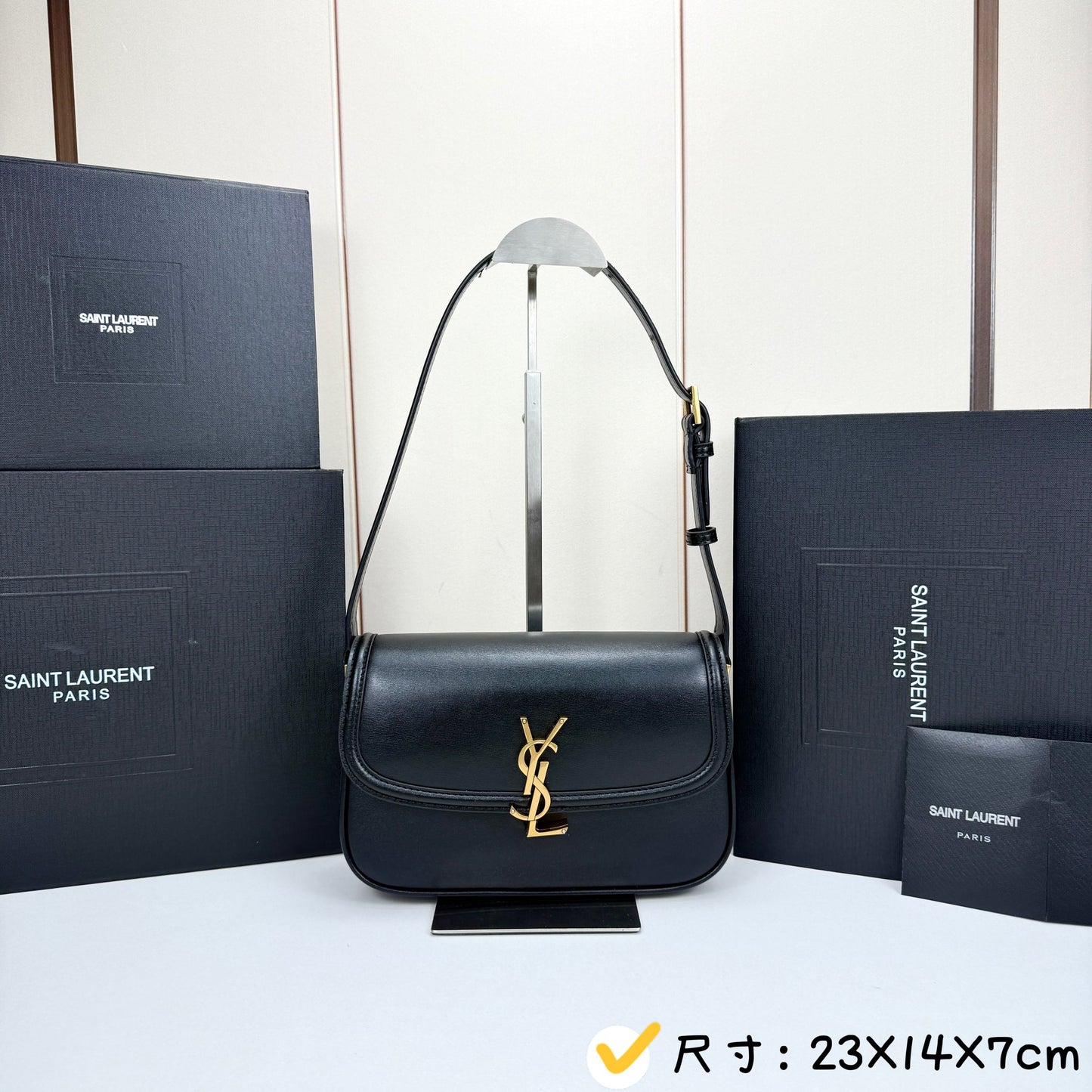 15RSL54BDE Stylish leather bag